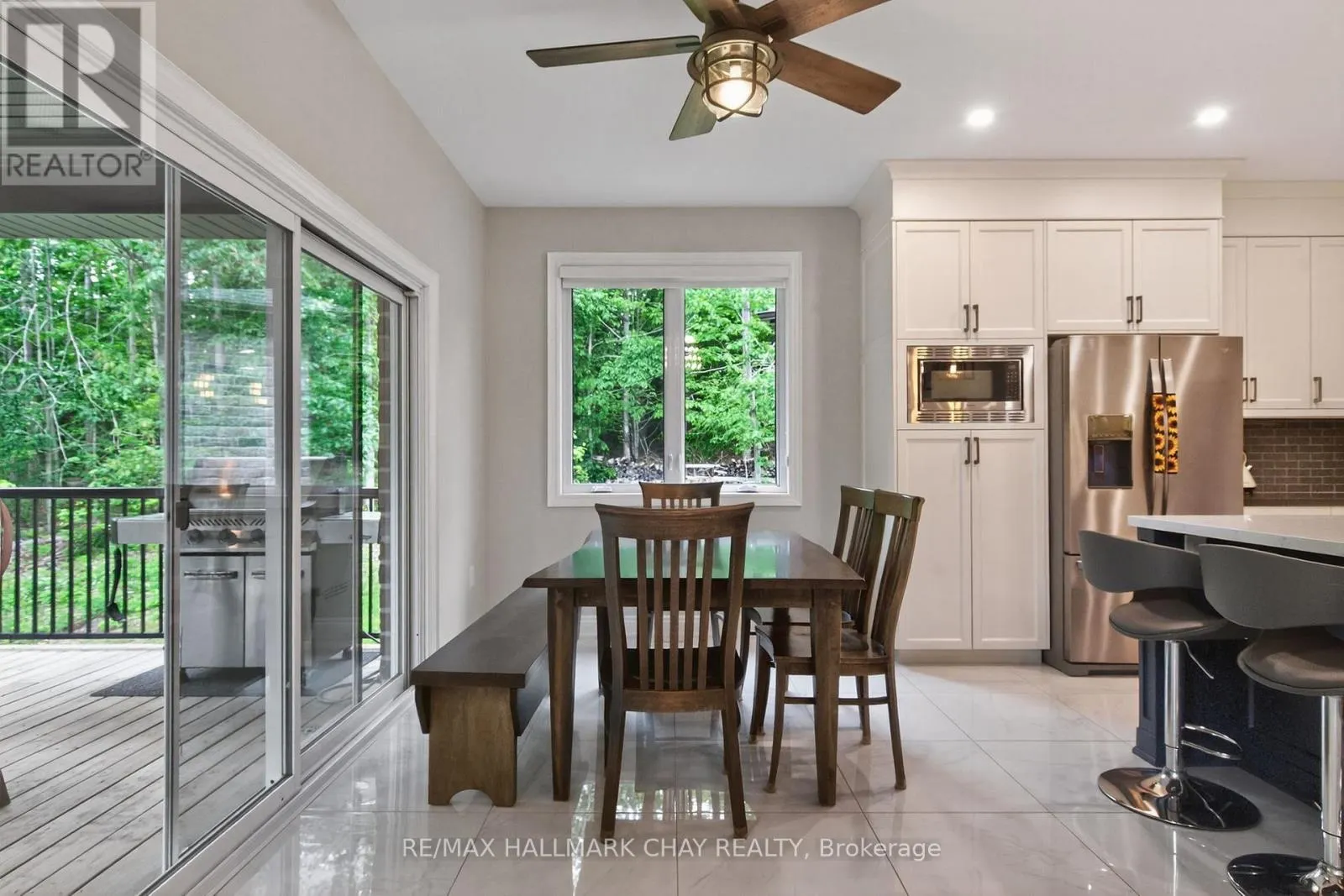 2 TIMBERLAND COURT S