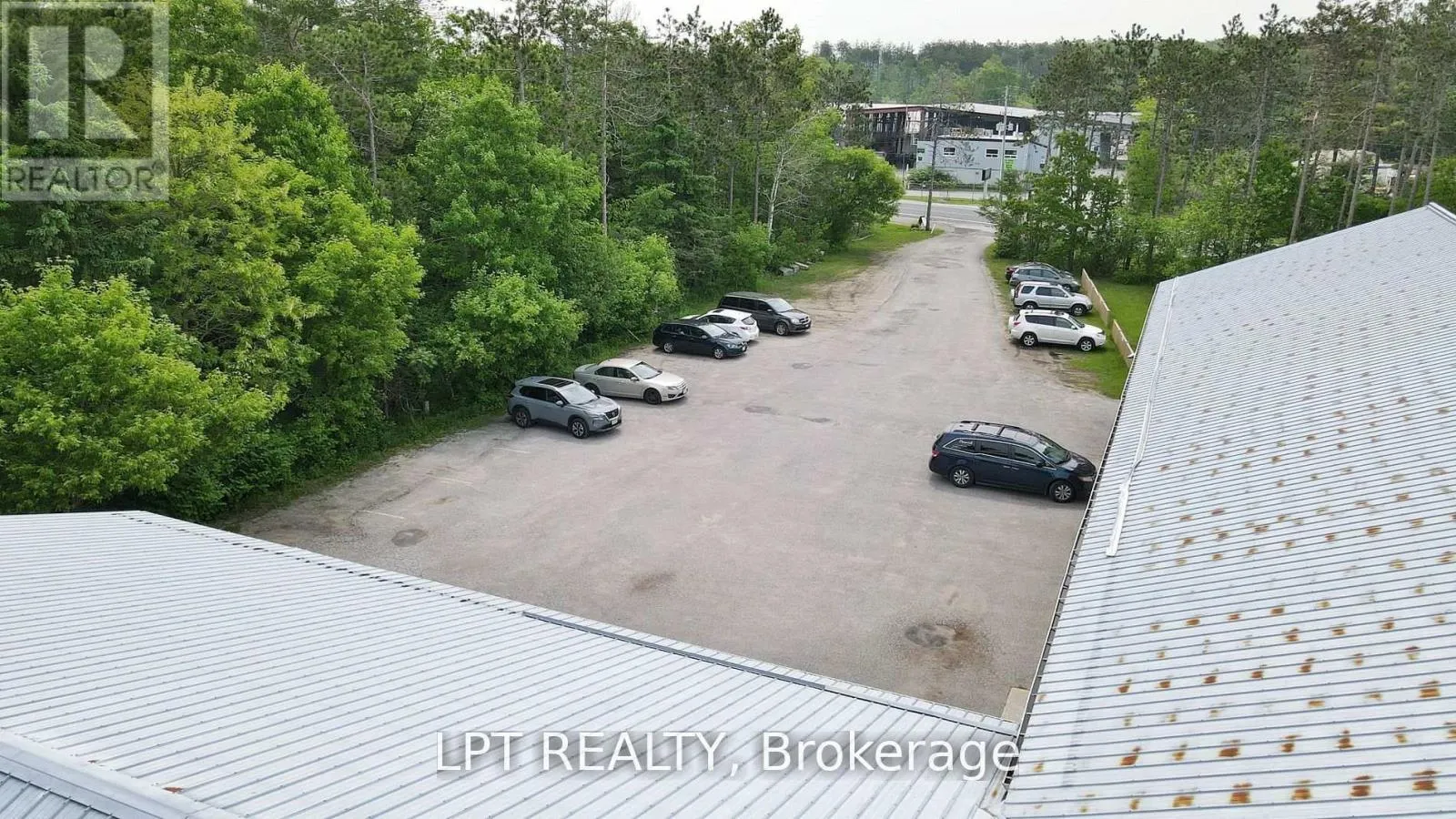 4 - 1148 SNOW VALLEY ROAD