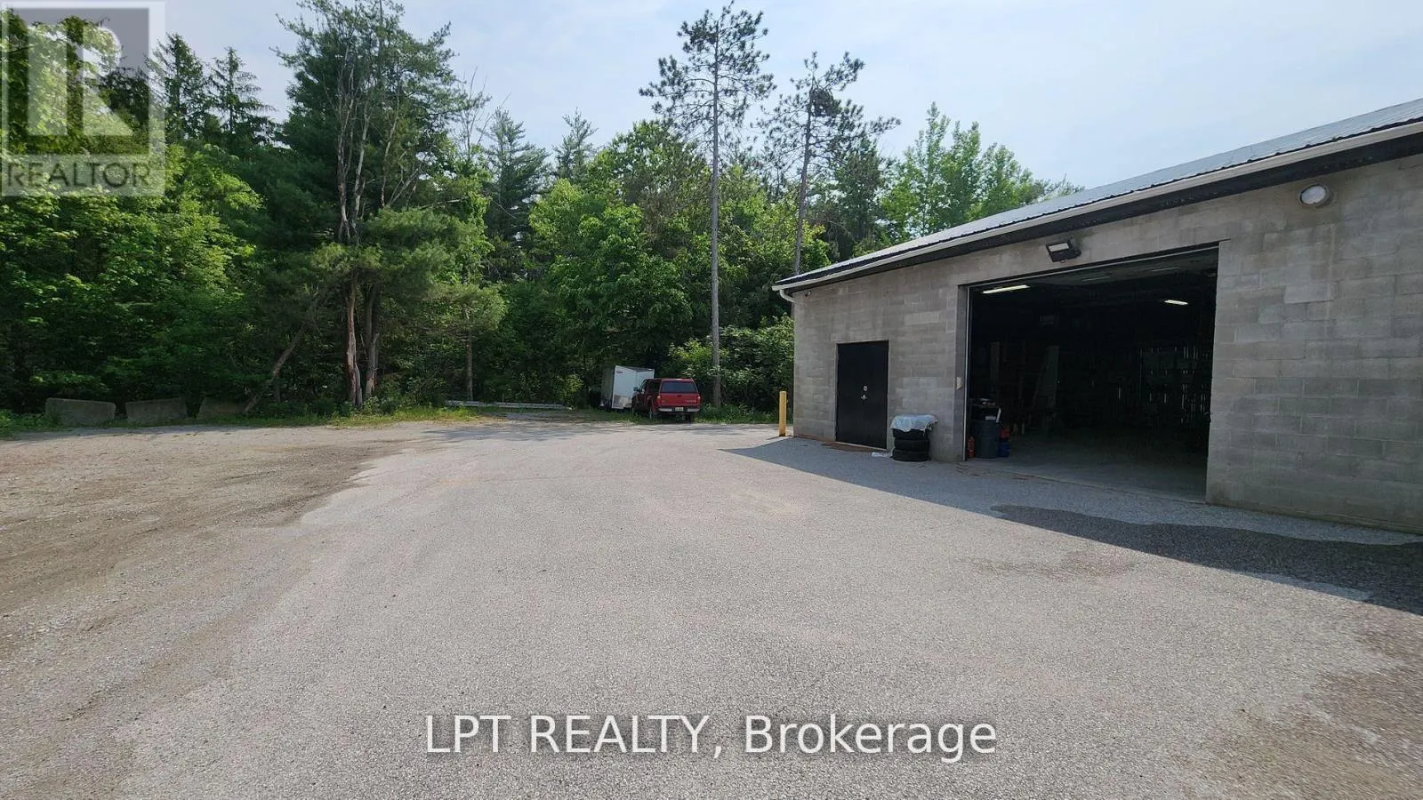 4 - 1148 SNOW VALLEY ROAD