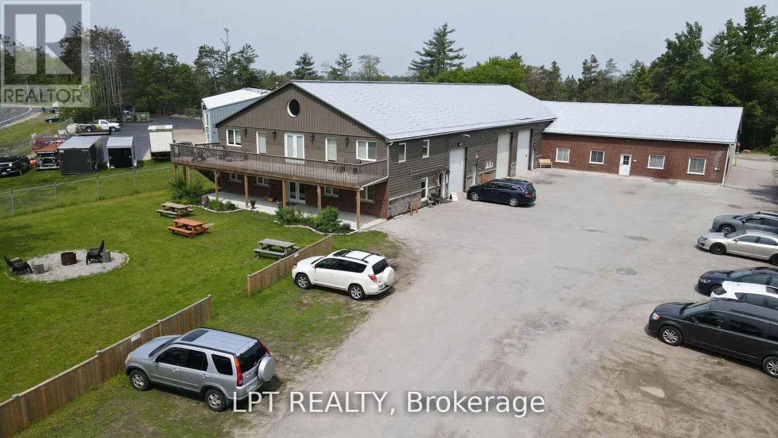 4 - 1148 SNOW VALLEY ROAD