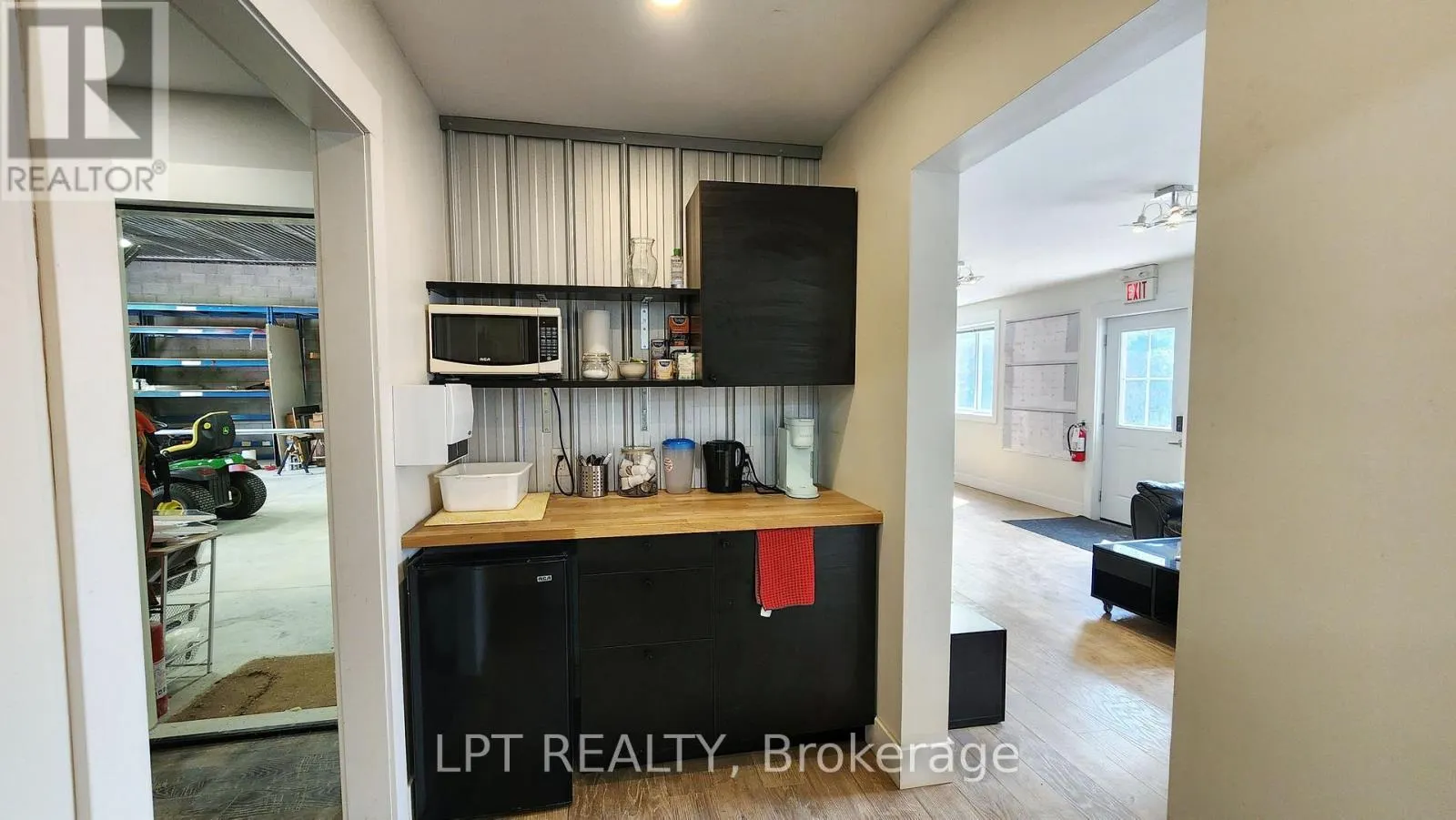 5 - 1148 SNOW VALLEY ROAD