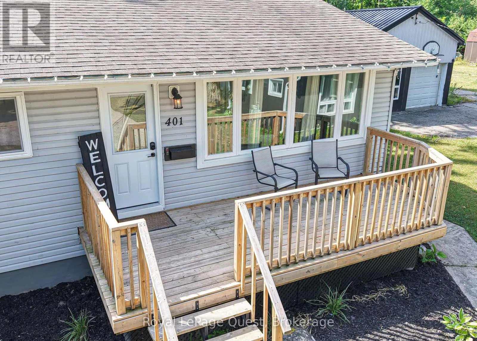 401 MISSISSAGA STREET W