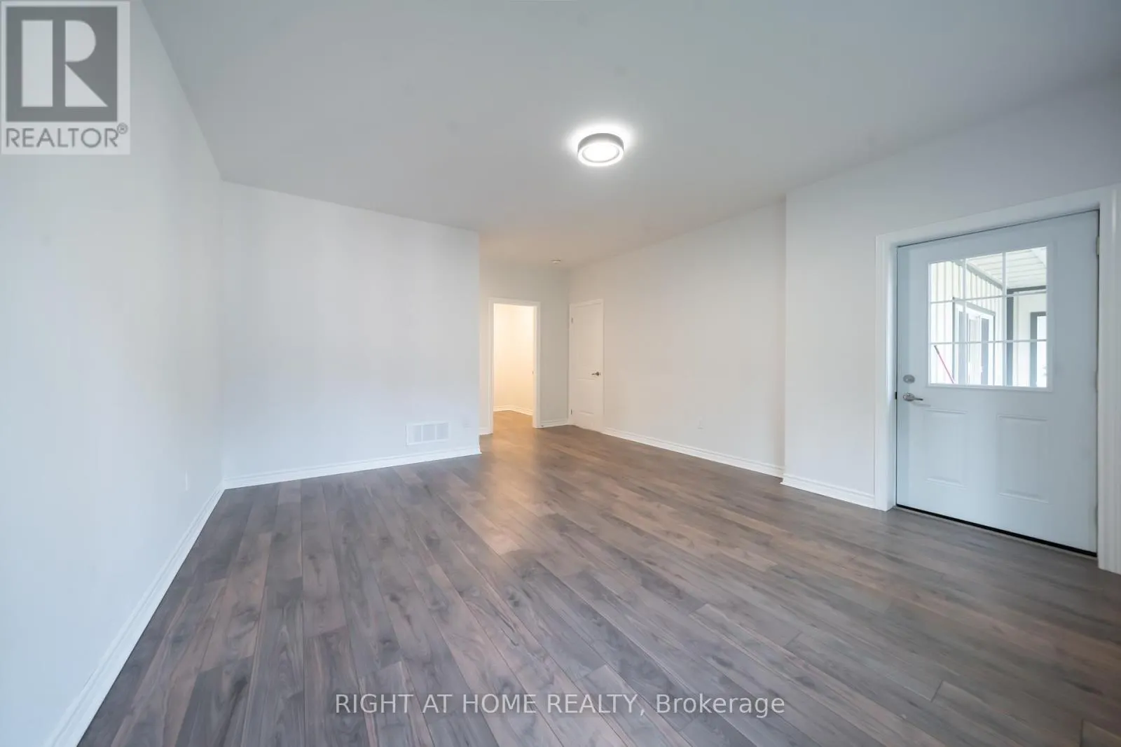 50 BREITHAUPT CRESCENT