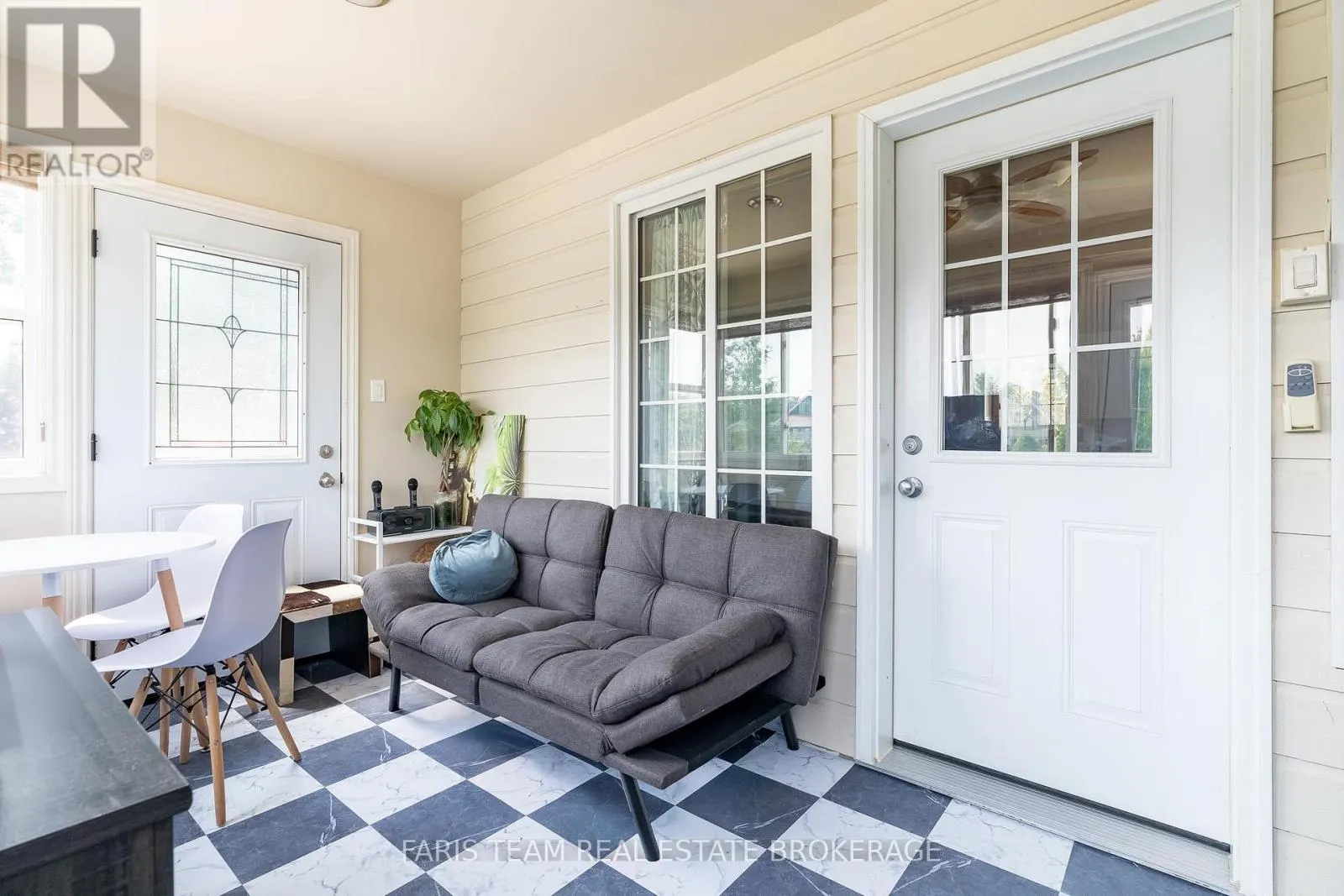 3 AWENDA AVENUE