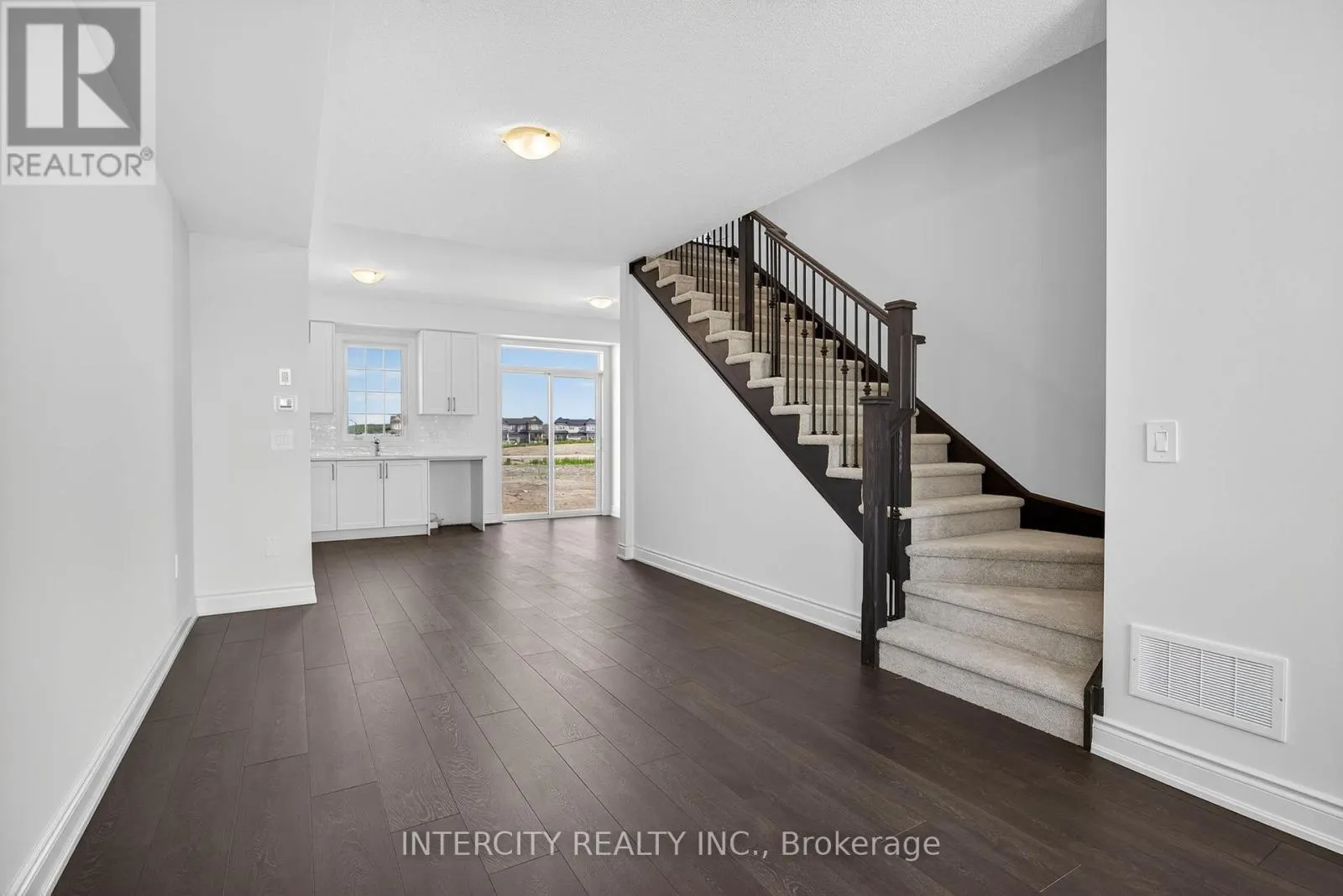 15 AVALON DRIVE
