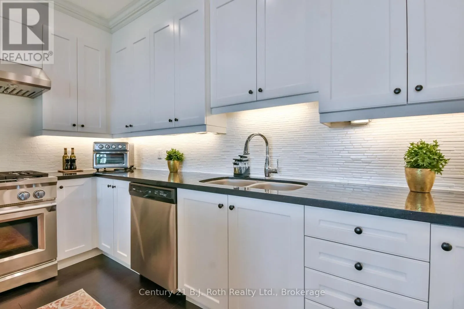 LS04 - 90 ORCHARD POINT ROAD, #LS04