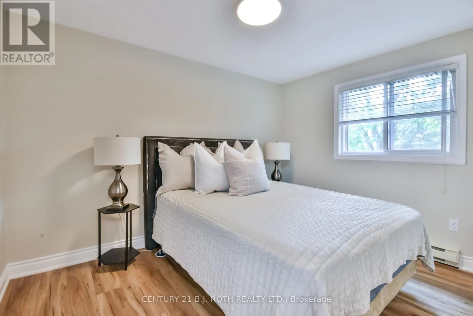 49 RIDGEWAY AVENUE