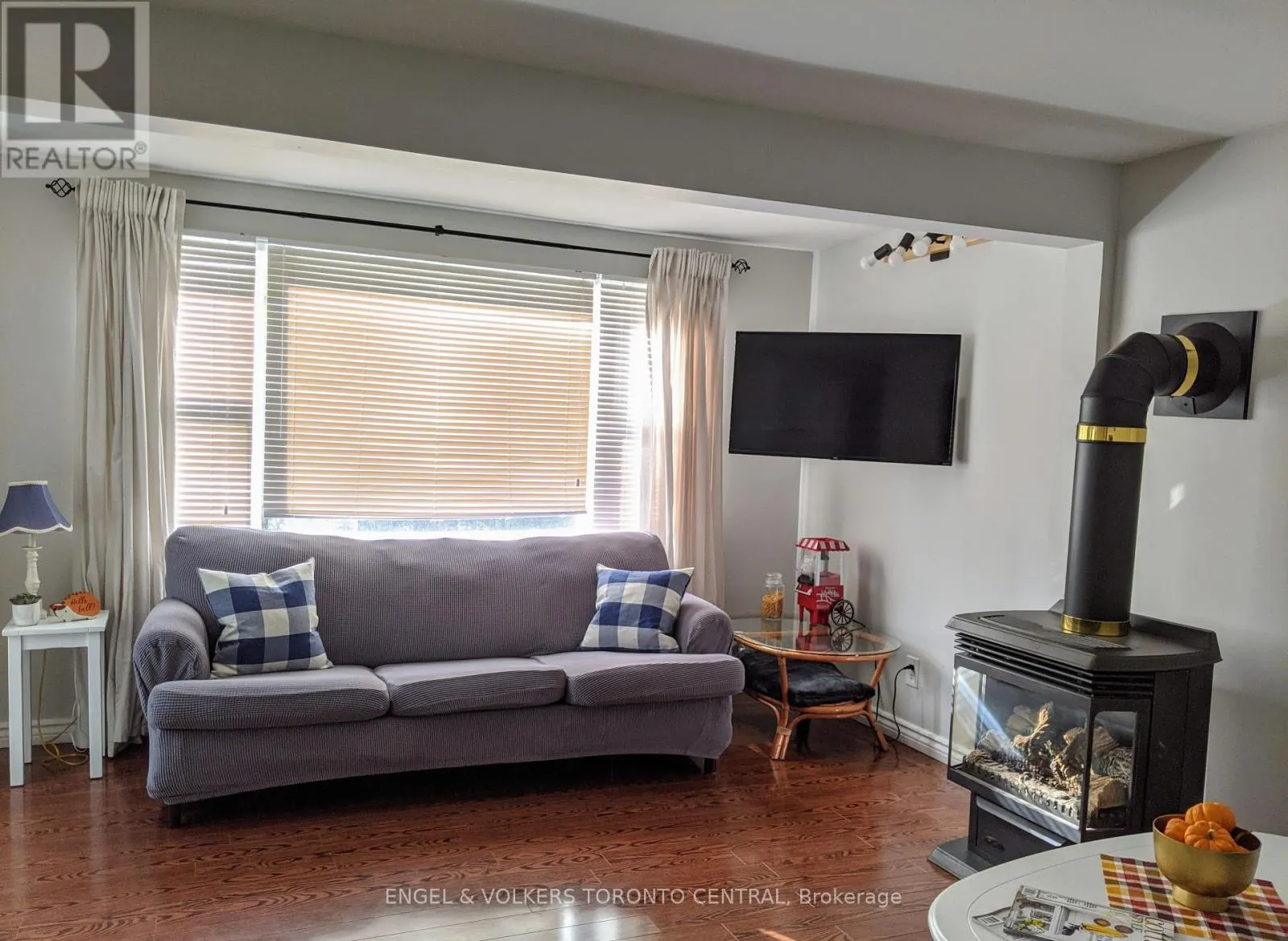 55 47TH STREET N