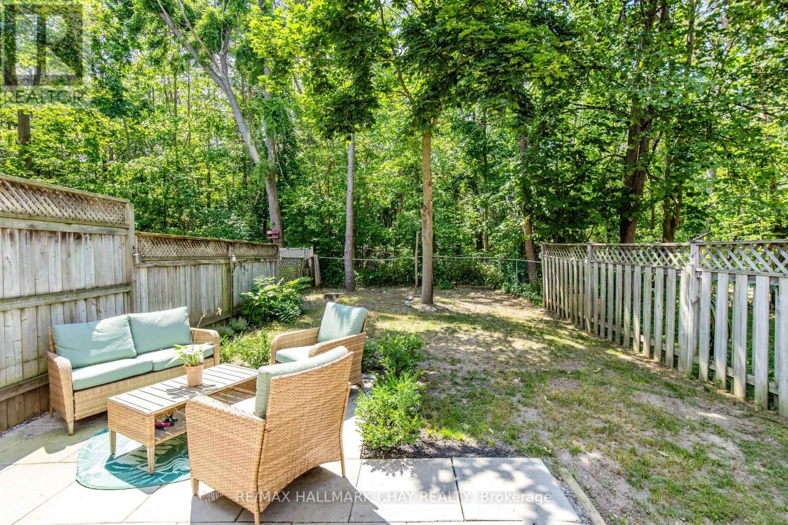248 FERNDALE DRIVE S