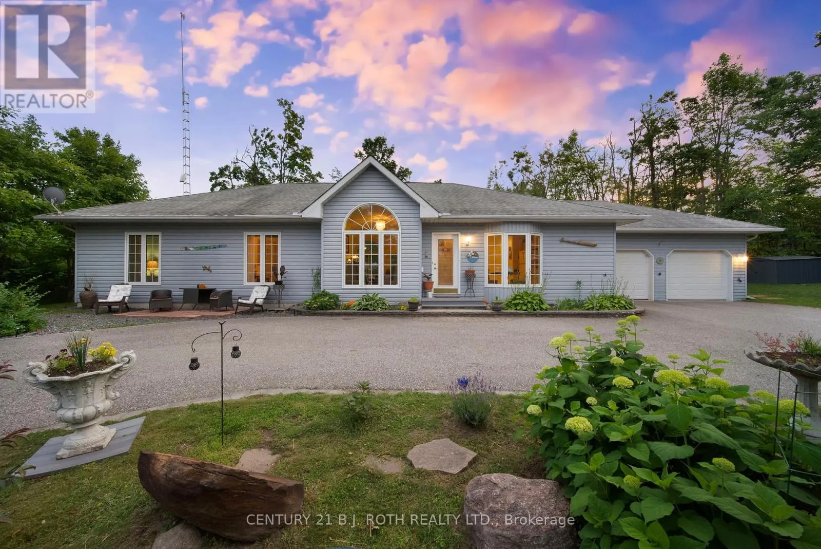 4 BEECHWOOD CRESCENT
