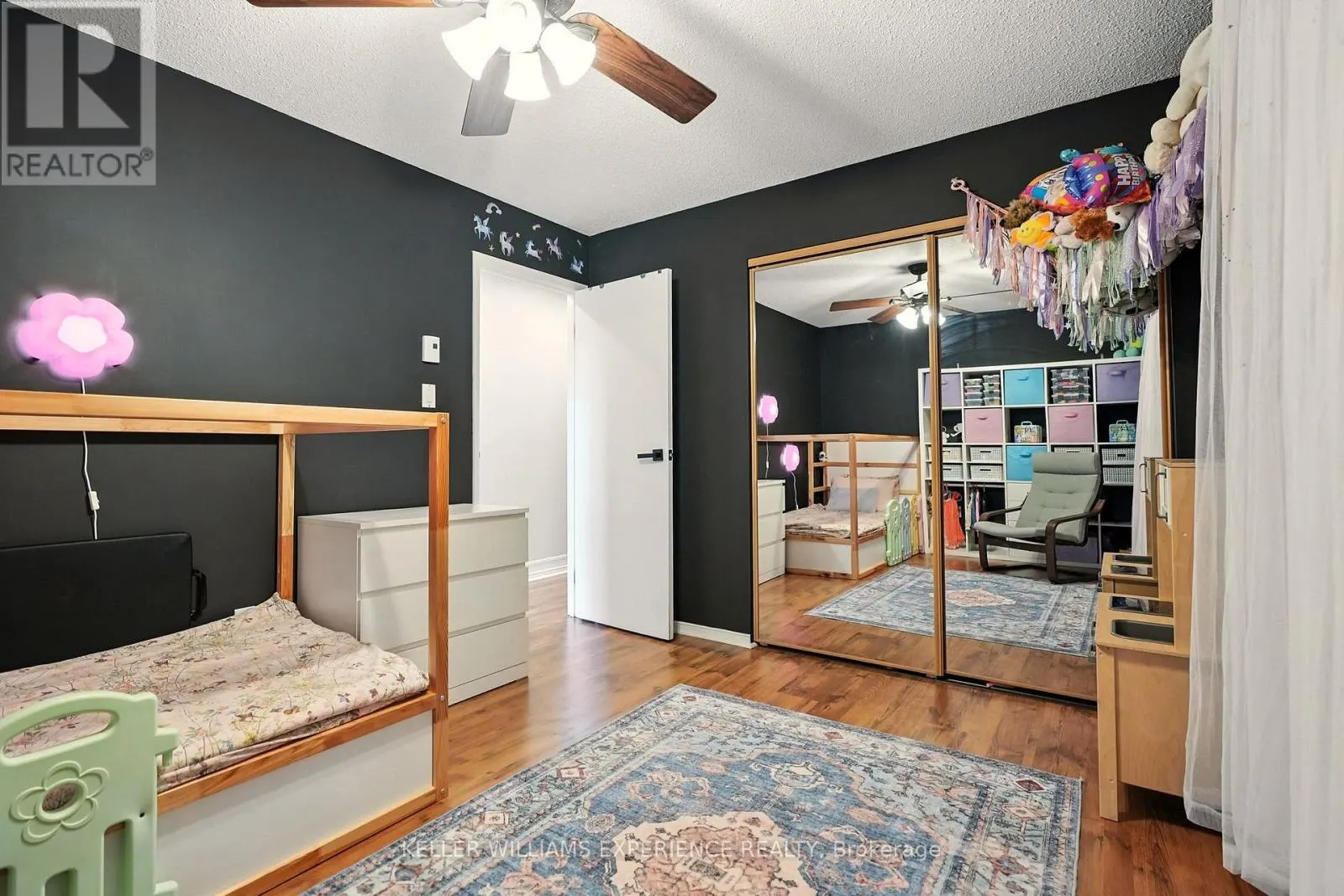 E8 - 167 EDGEHILL DRIVE