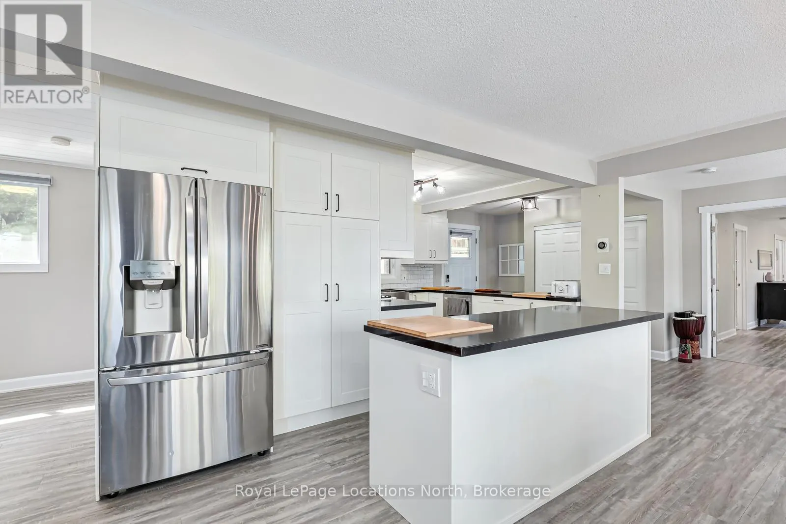 1628 RIVER ROAD W
