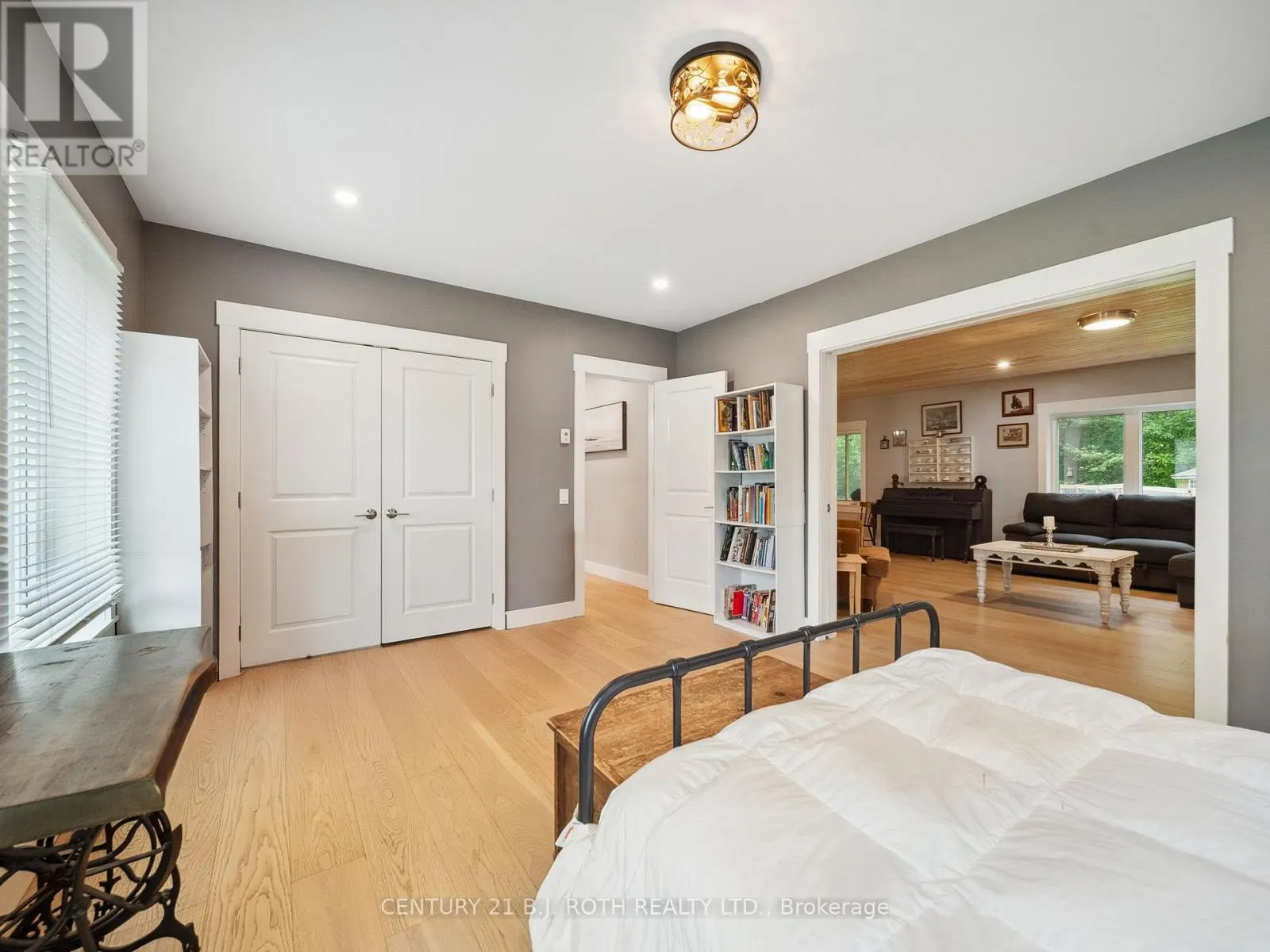 4098 CAMBRIAN ROAD