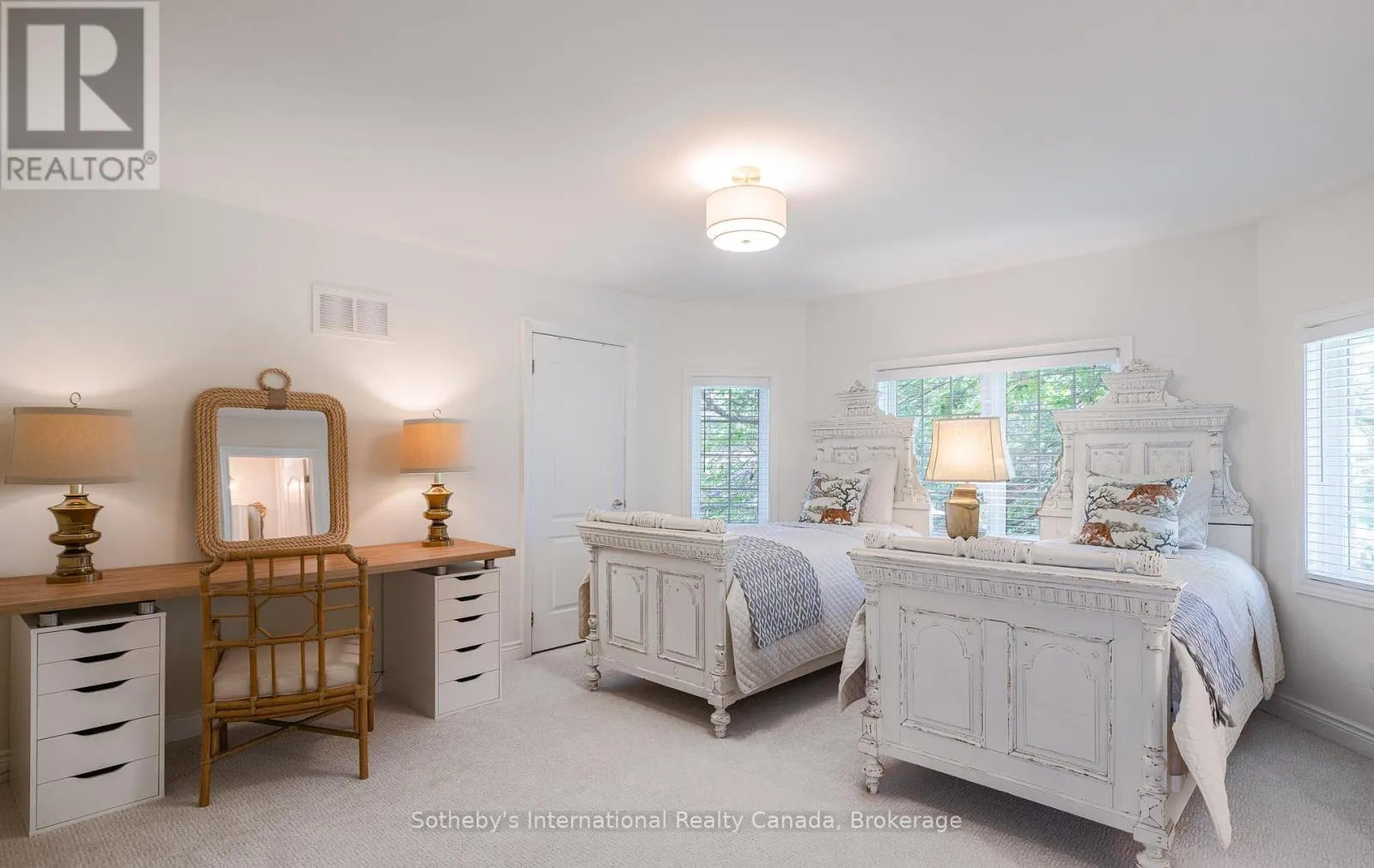 33 EDGECOMBE TERRACE