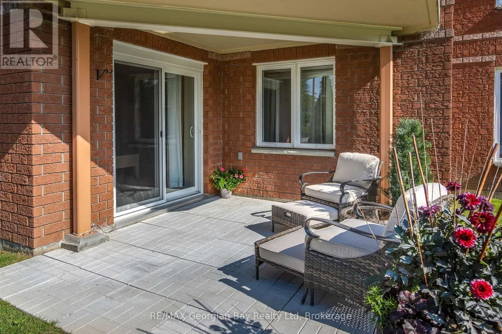 102 - 11 BECK BOULEVARD, #102