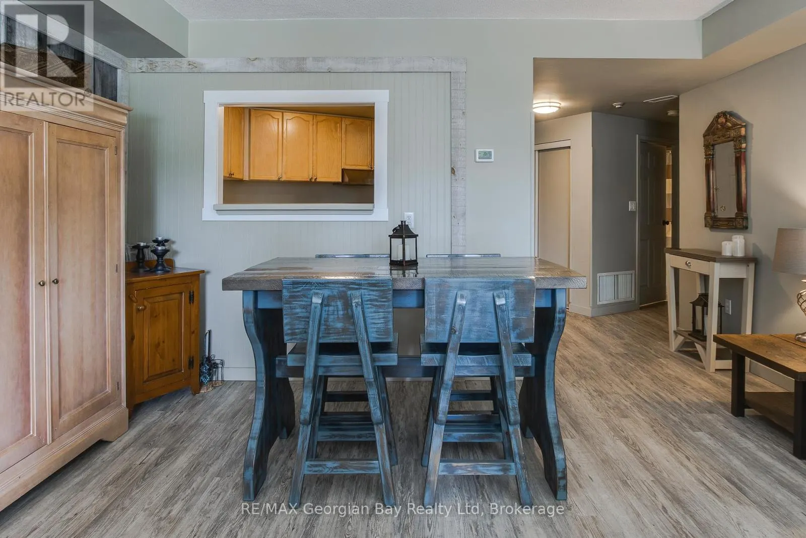 102 - 11 BECK BOULEVARD, #102
