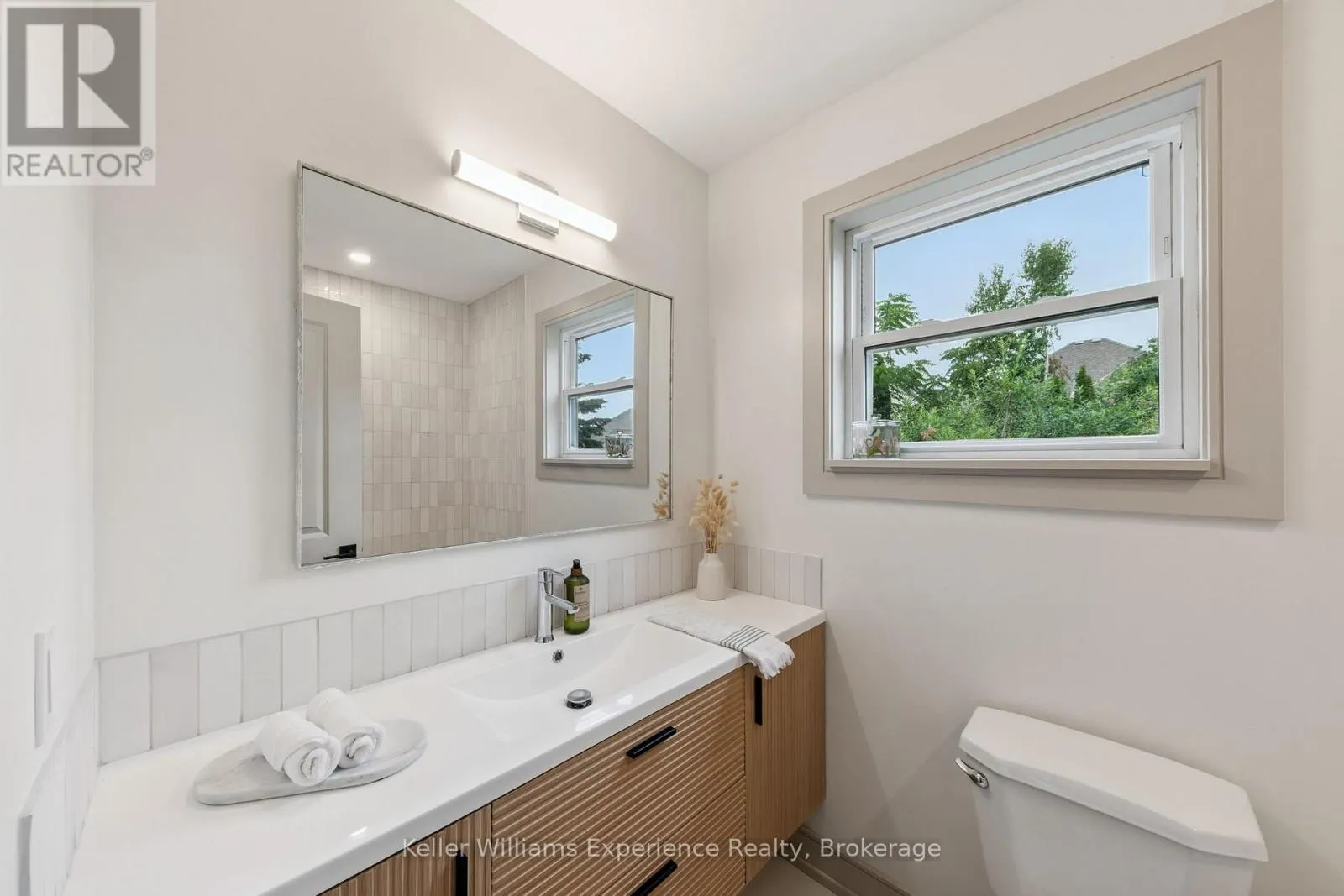 14 MARIPOSA DRIVE