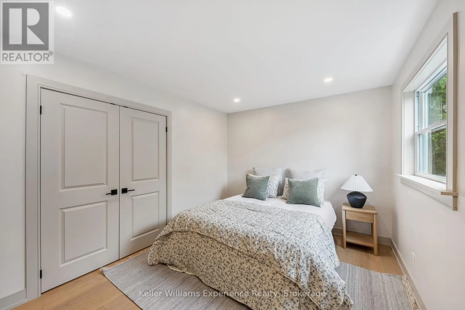 14 MARIPOSA DRIVE