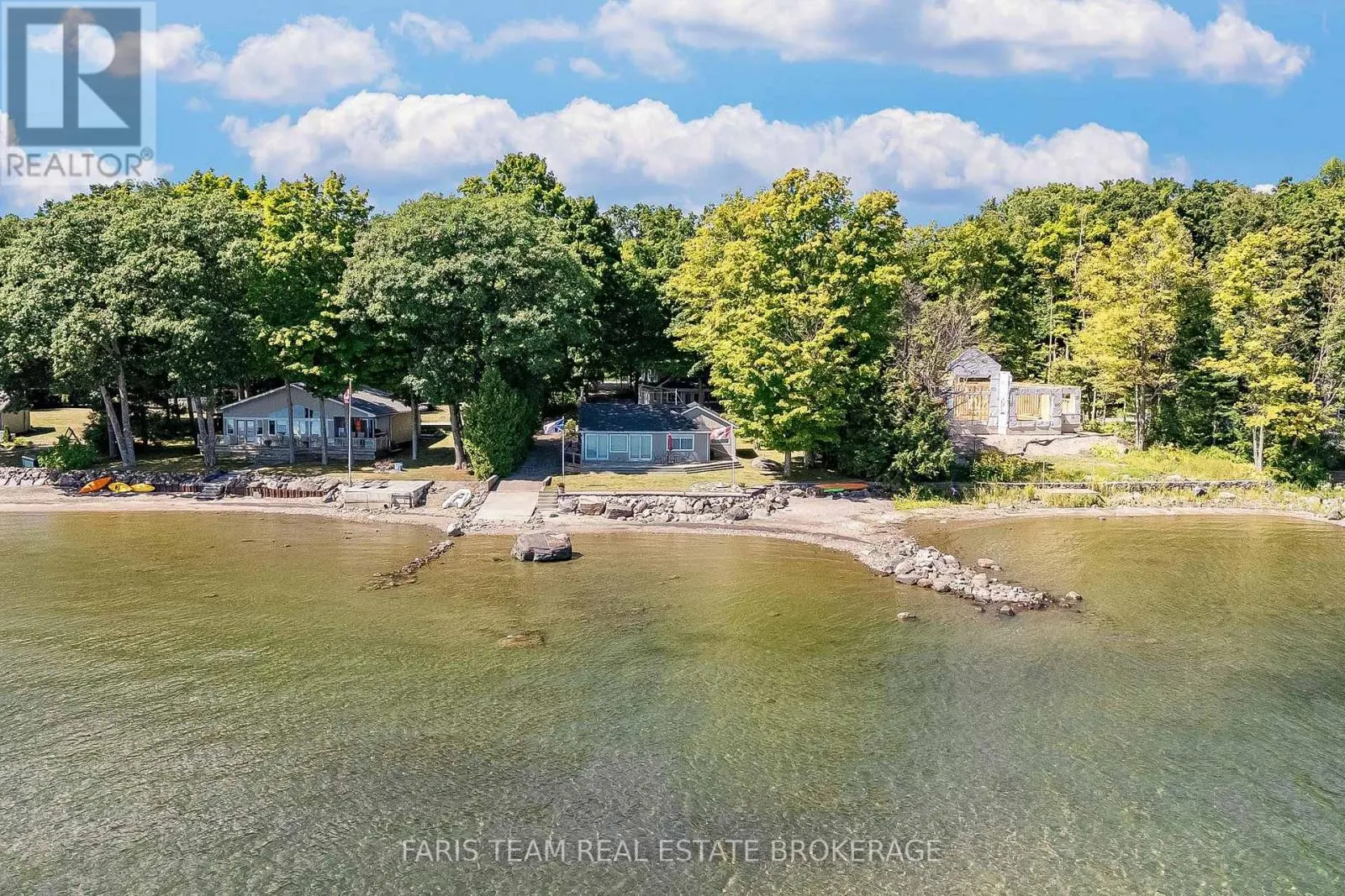 1449 CHAMPLAIN ROAD