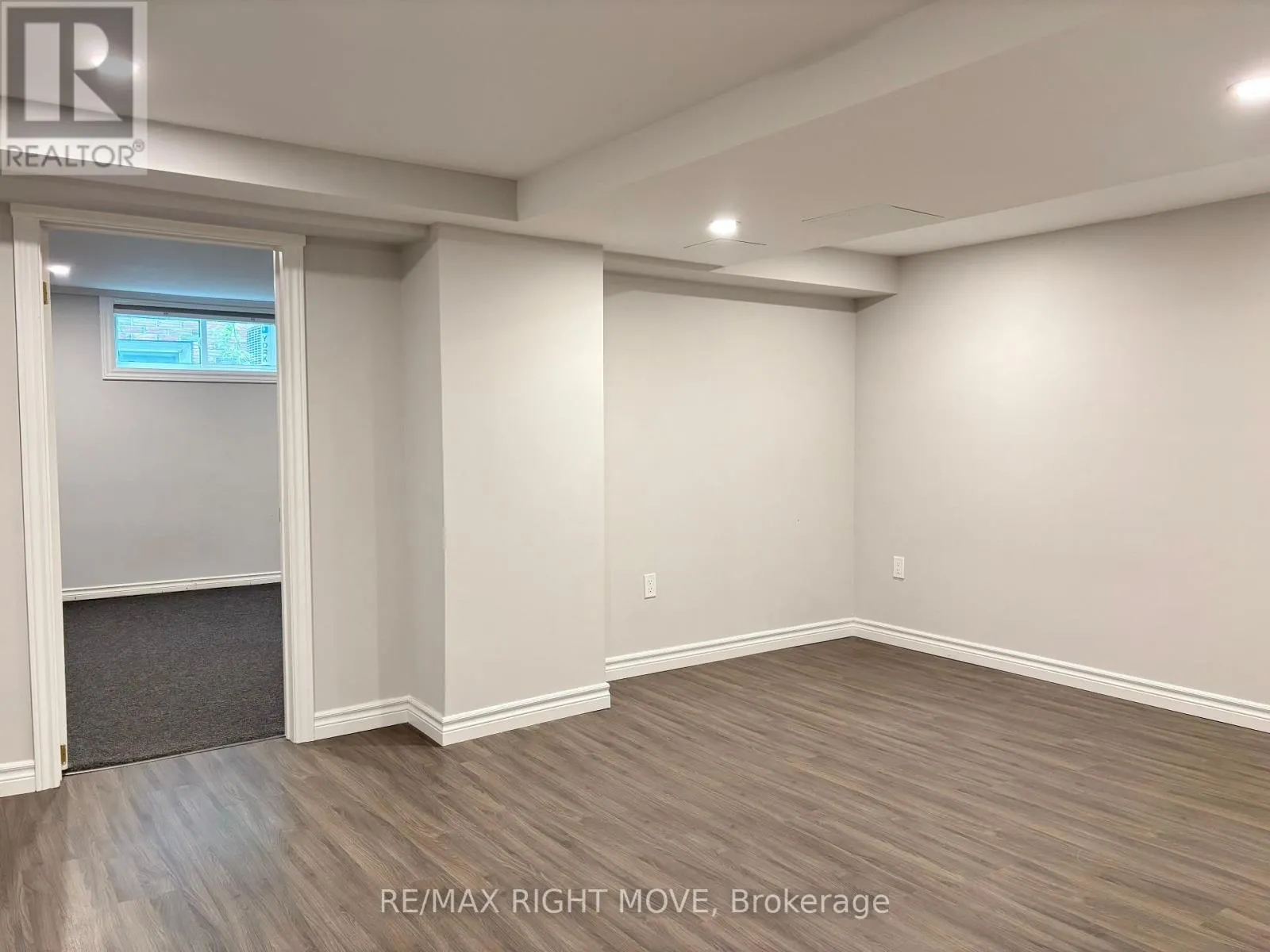 B - 12 DALTON CRESCENT N
