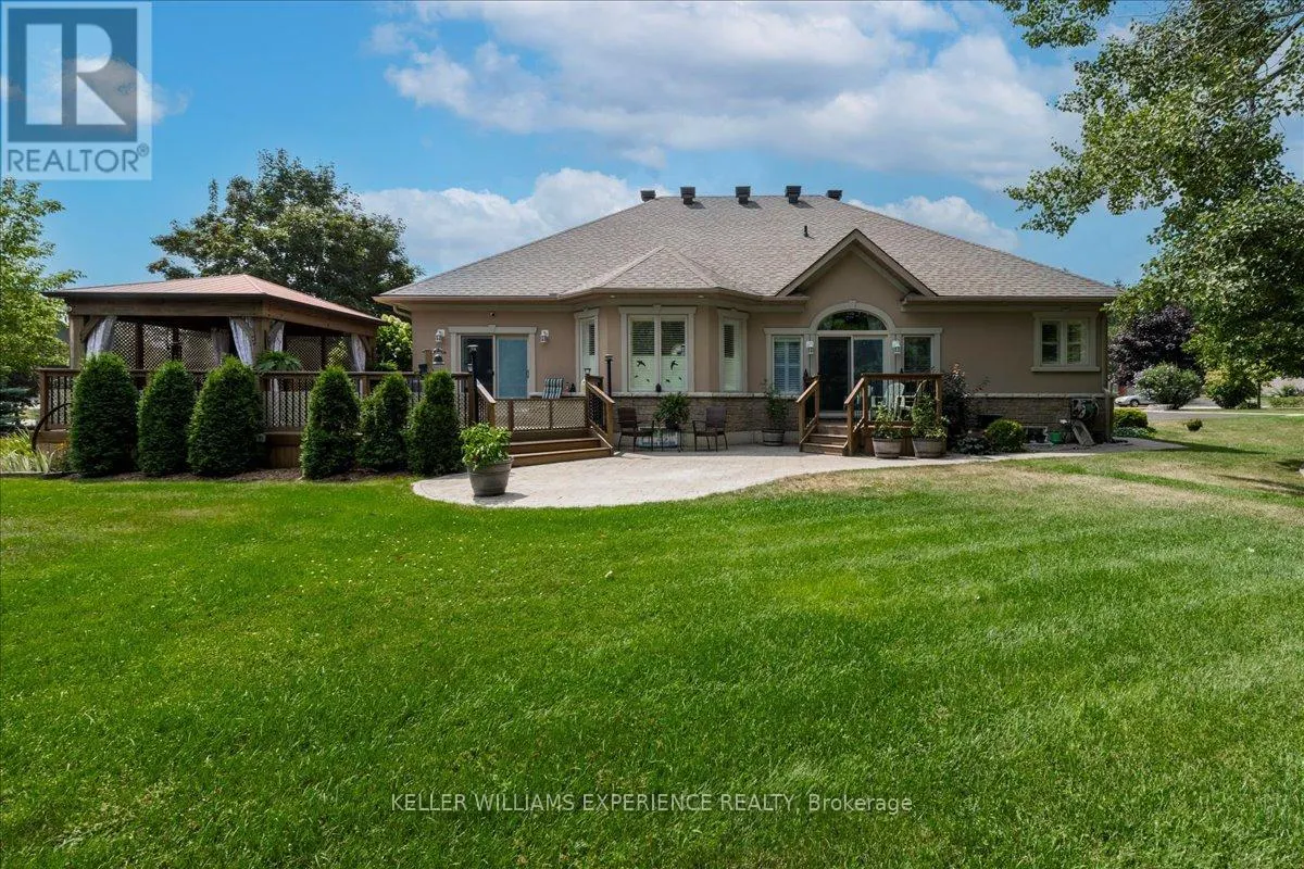 34 HEATHERWOOD DRIVE