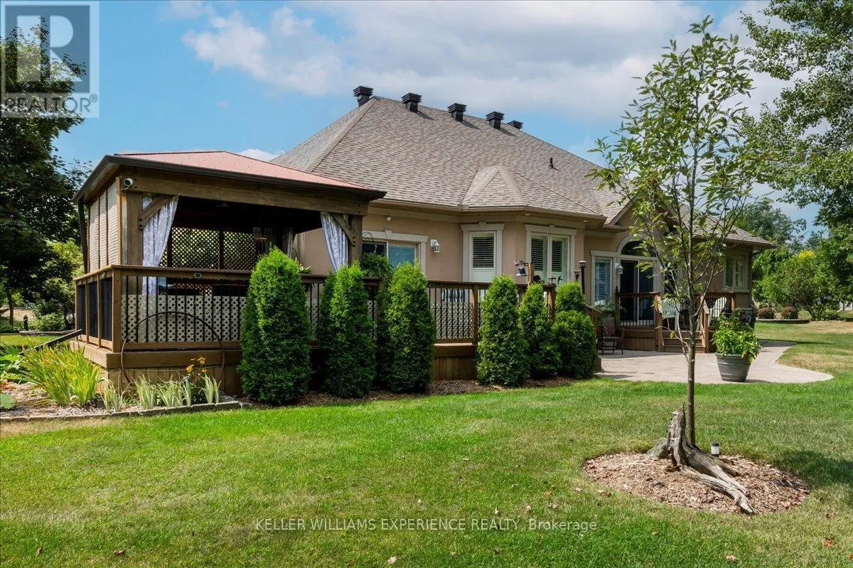 34 HEATHERWOOD DRIVE