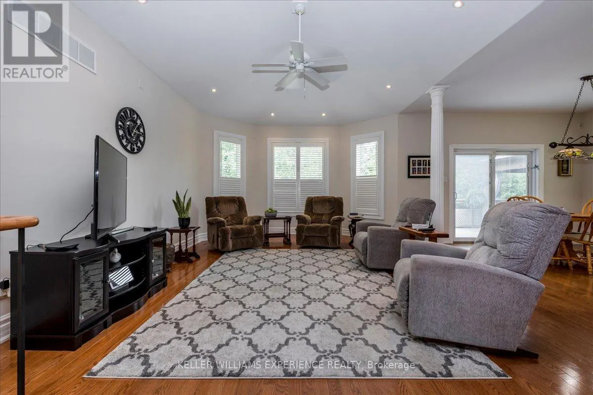 34 HEATHERWOOD DRIVE