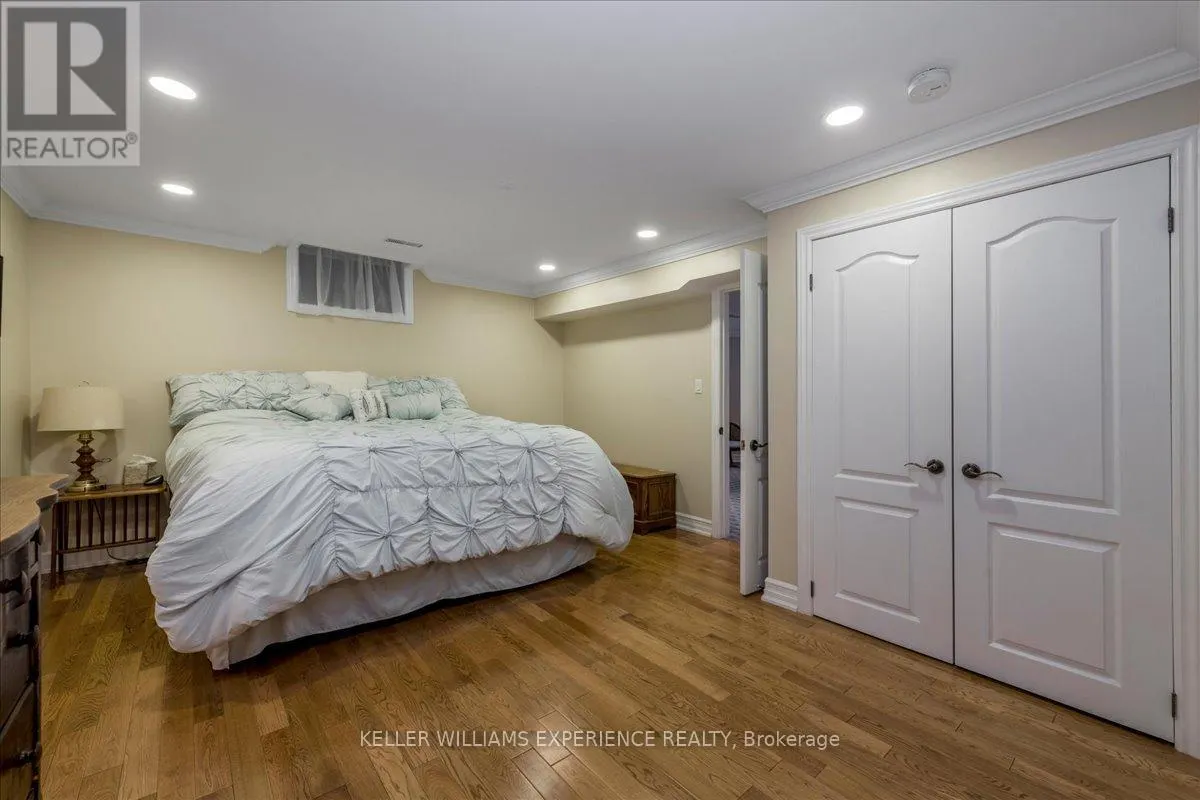 34 HEATHERWOOD DRIVE