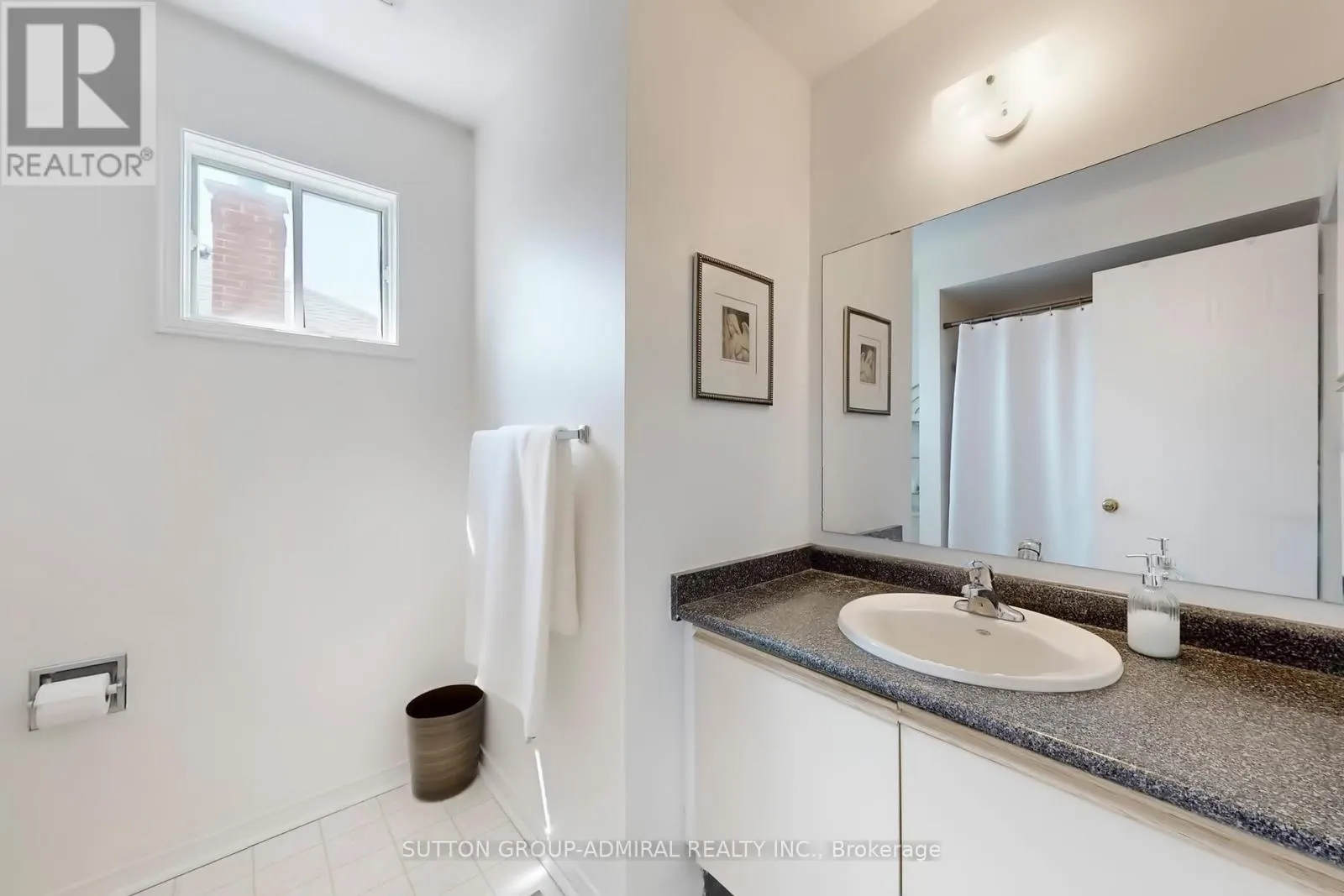 184 HANMER STREET W