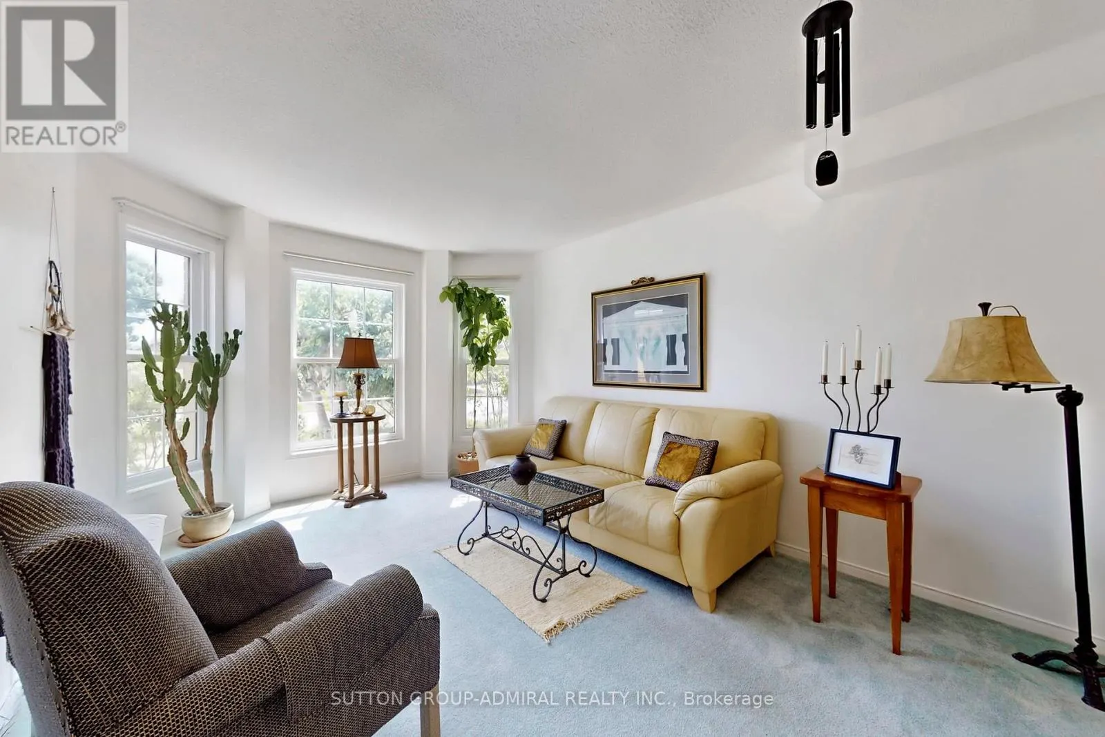 184 HANMER STREET W