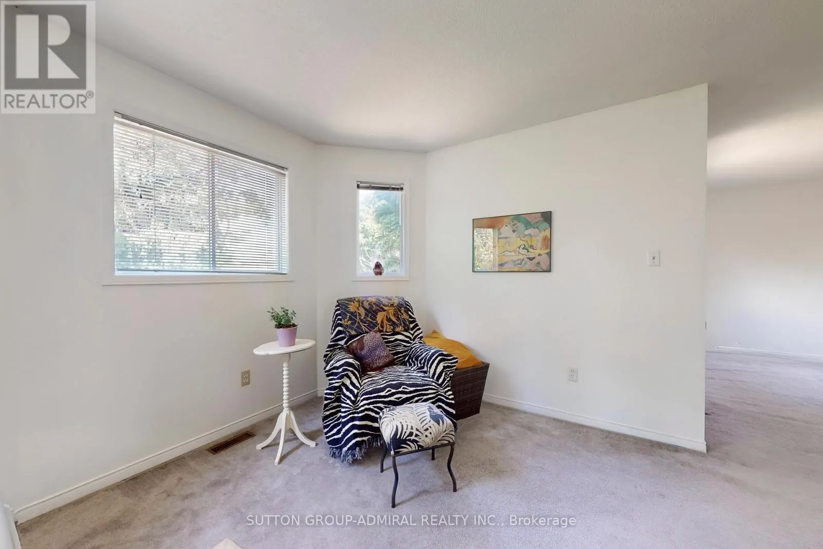 184 HANMER STREET W