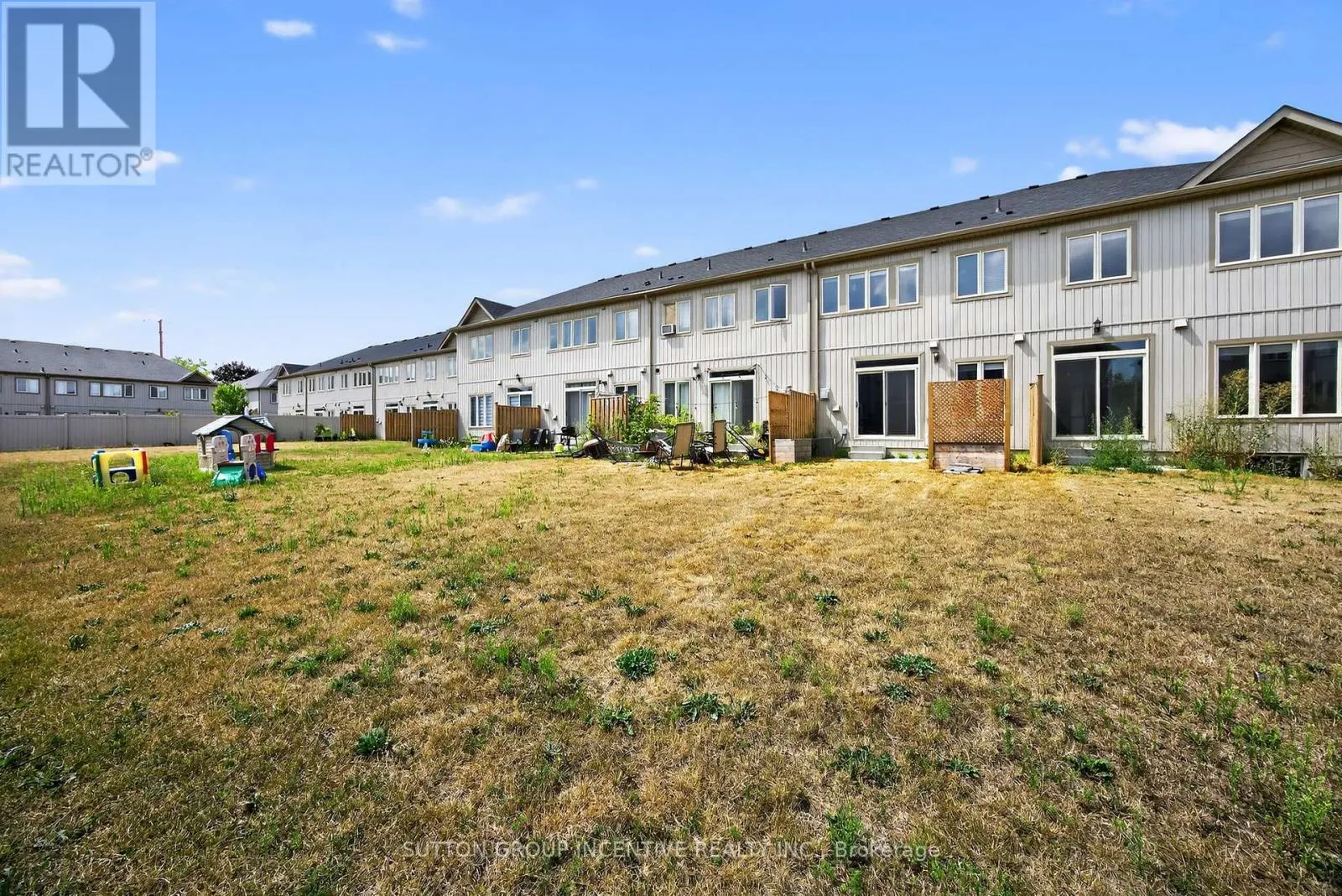 17 CHURCHLEA MEWS