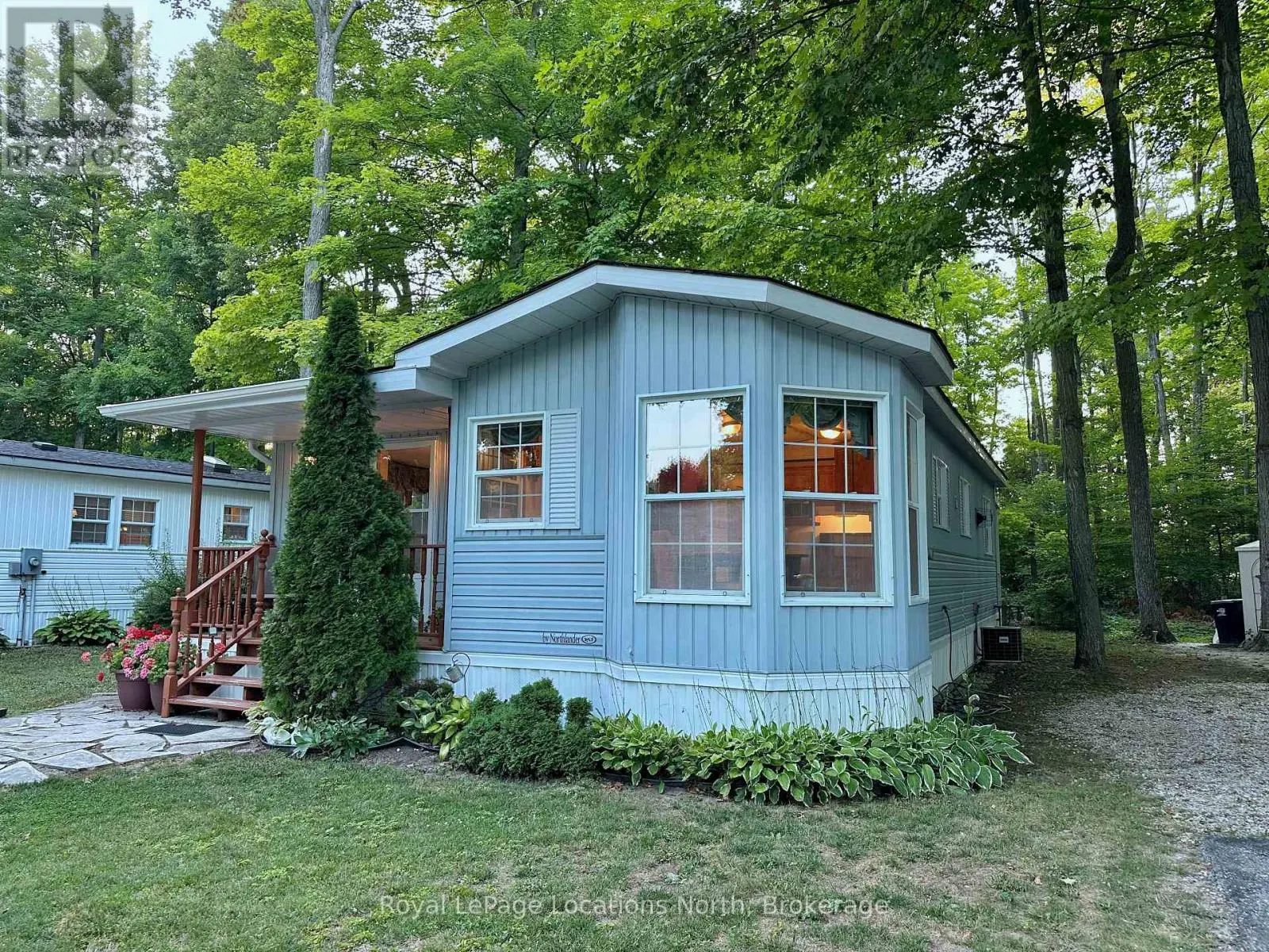 35 THE BOARDWALK
