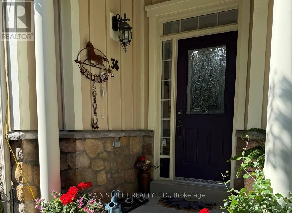 36 SAVANNAH CRESCENT