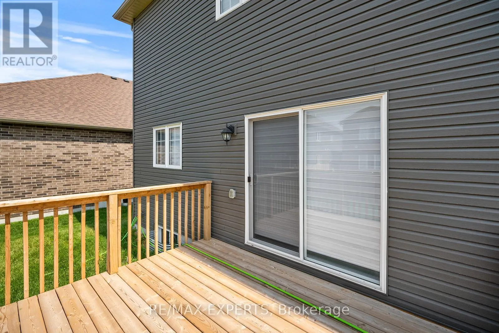 216 CUBITT STREET
