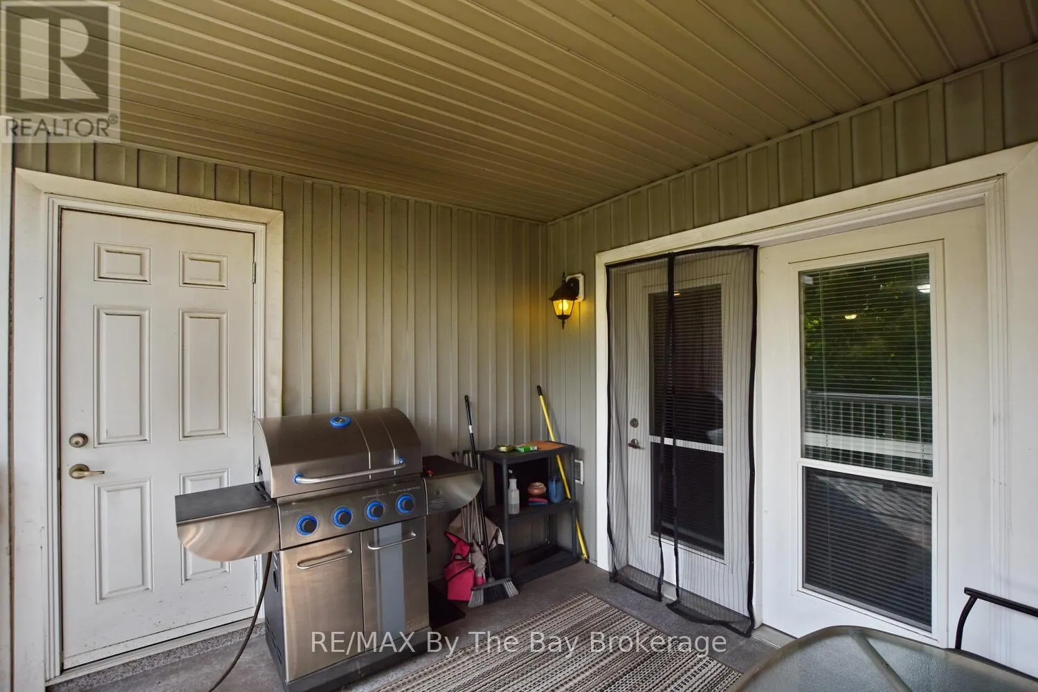 214 - 50 MULLIGAN LANE, #214