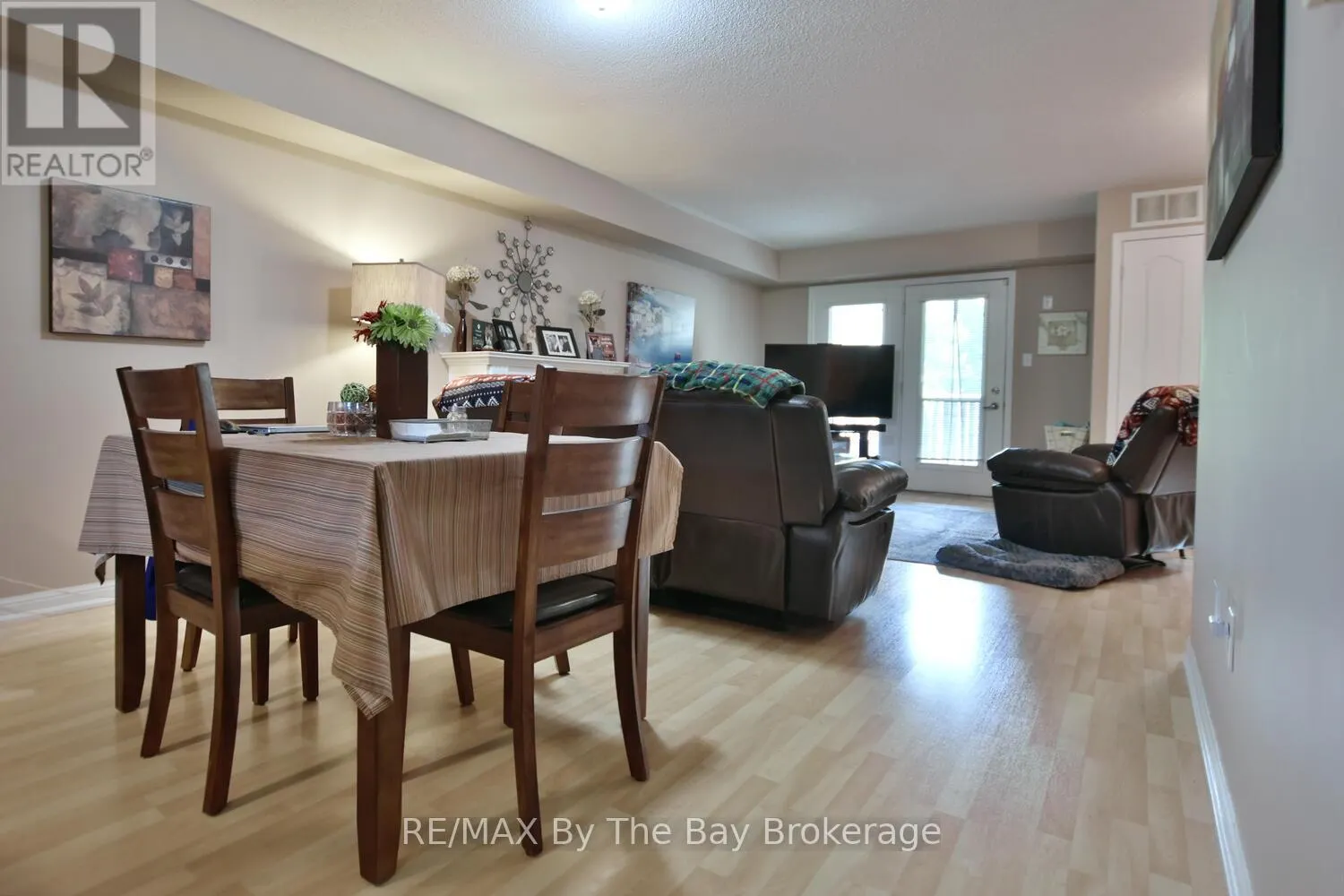 214 - 50 MULLIGAN LANE, #214