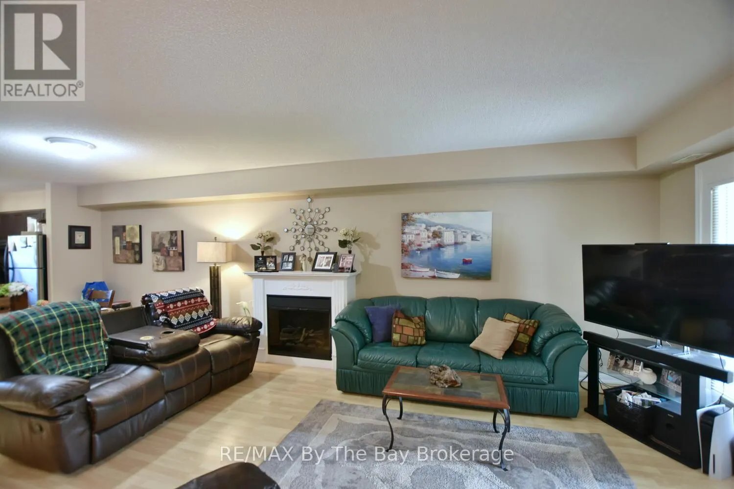 214 - 50 MULLIGAN LANE, #214
