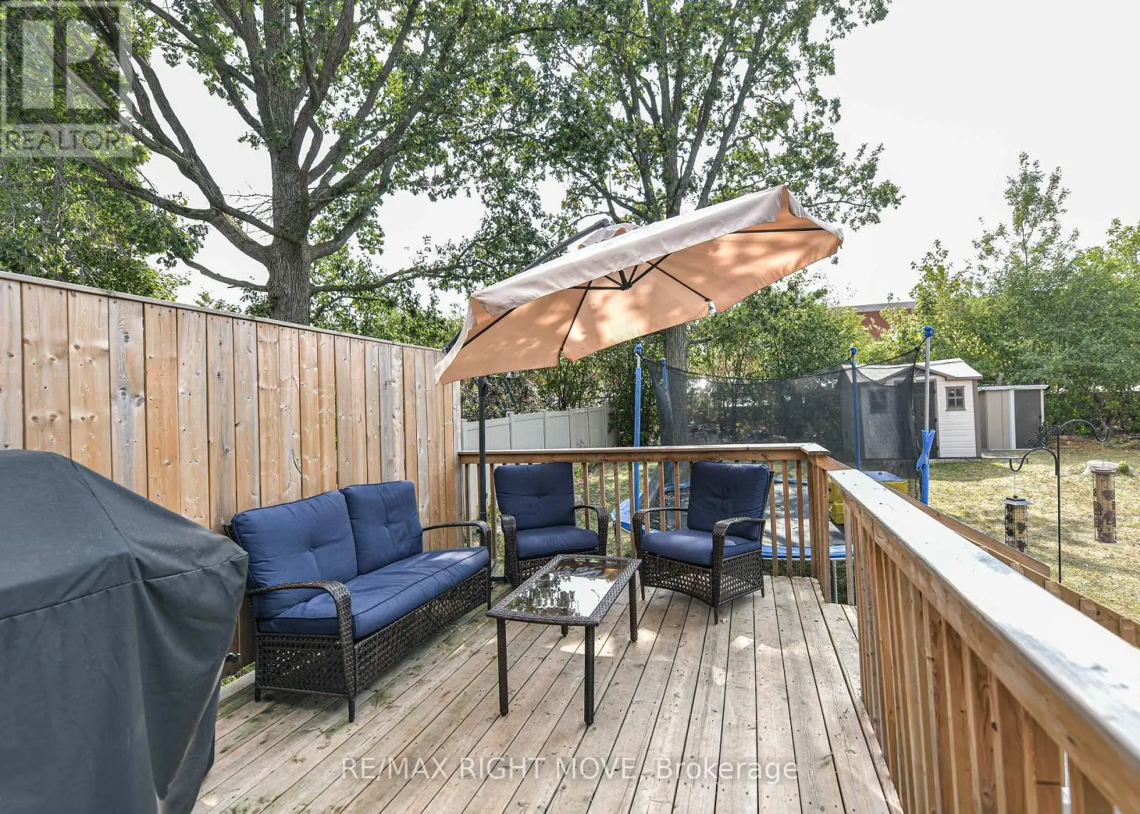 425 RAYMOND AVENUE