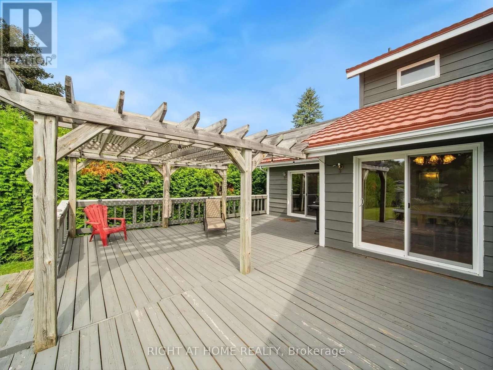 1415 CUNNINGHAM CRESCENT