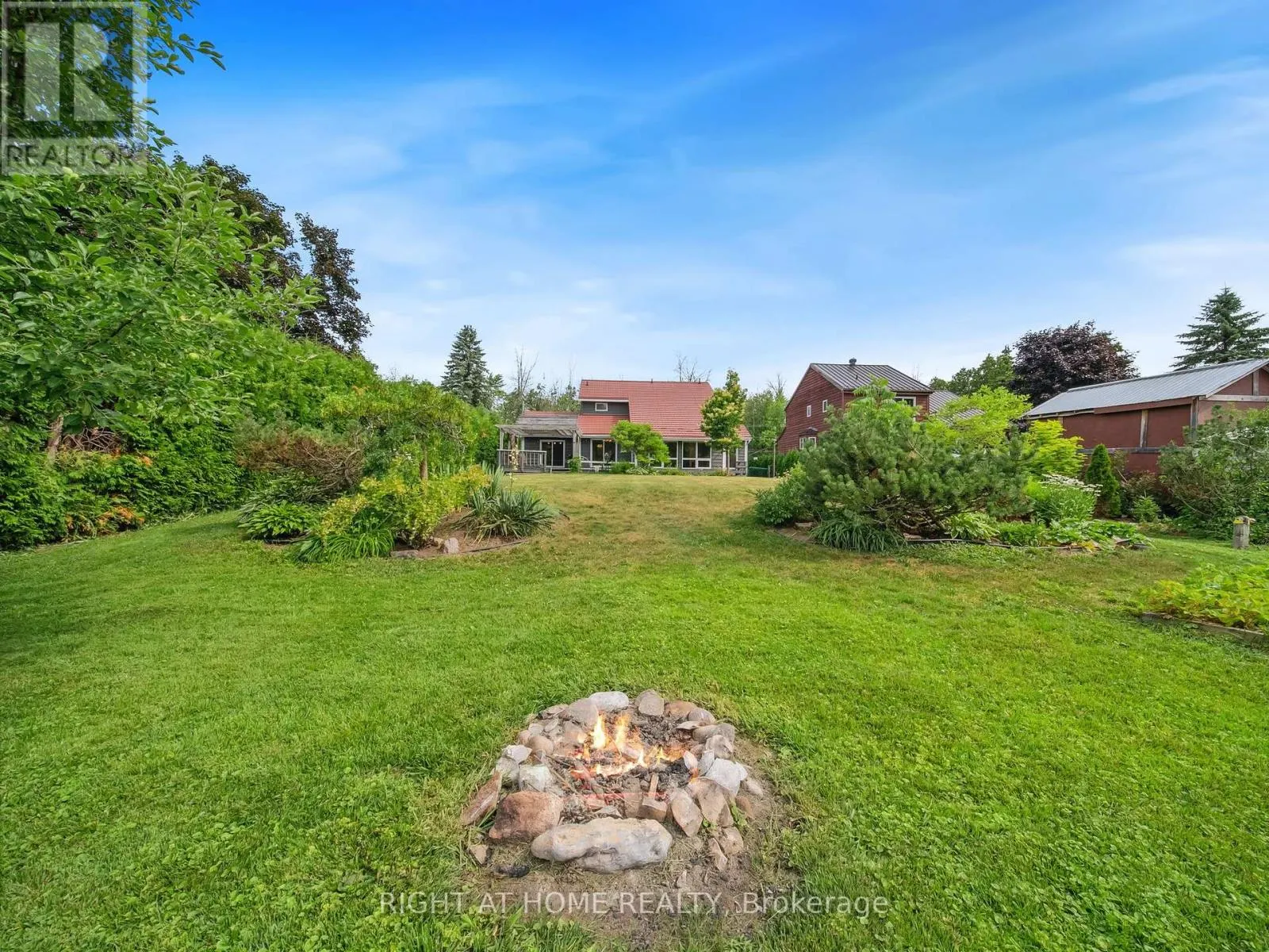 1415 CUNNINGHAM CRESCENT