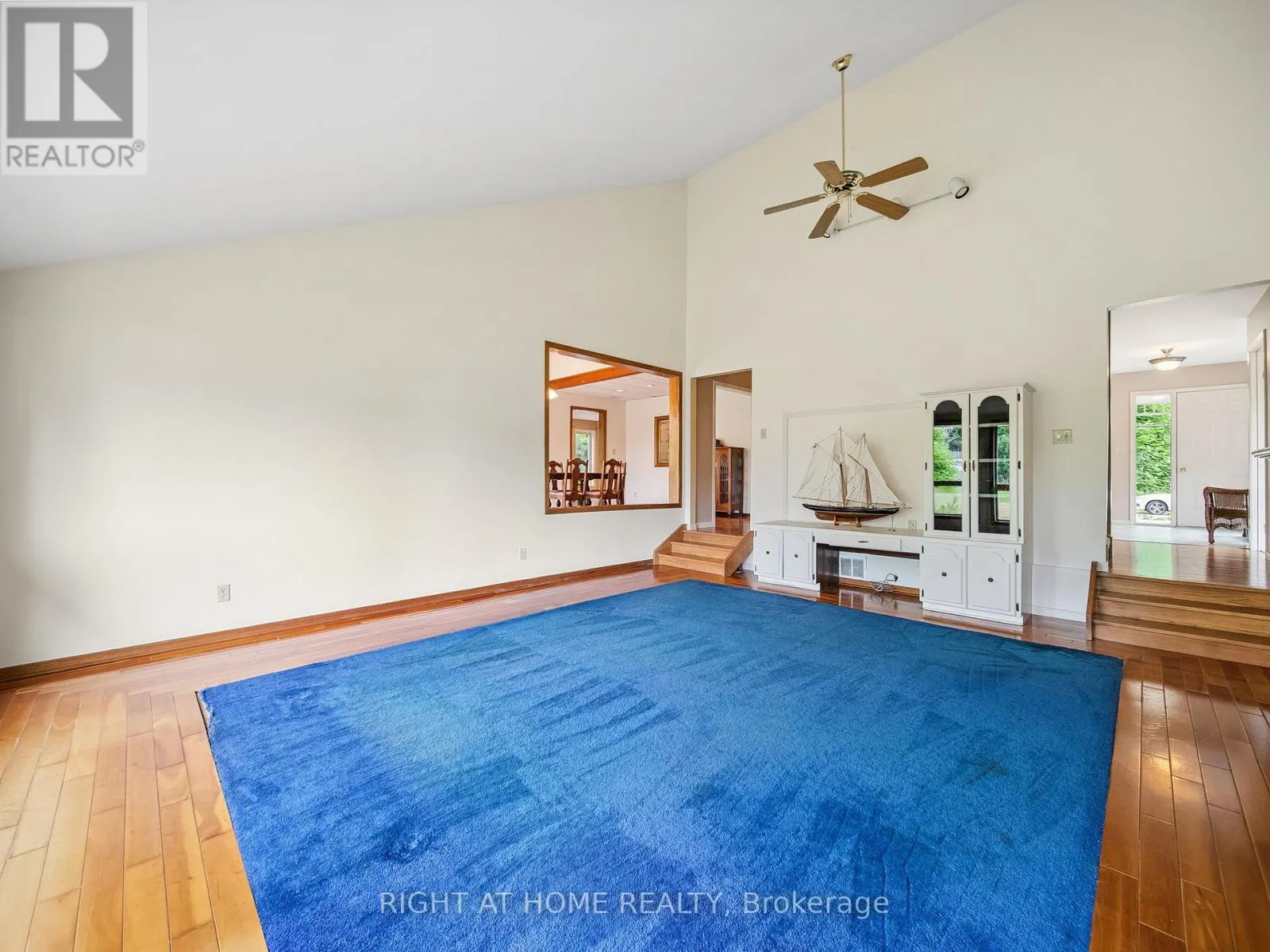 1415 CUNNINGHAM CRESCENT