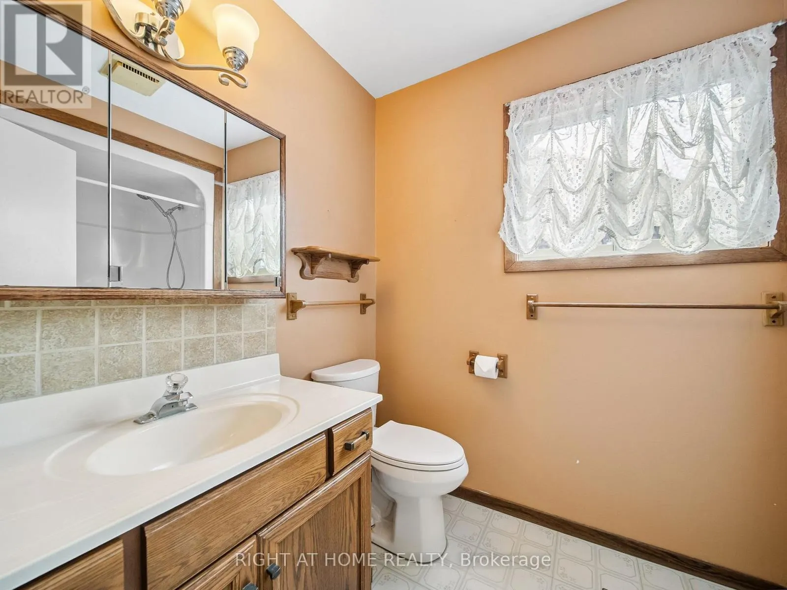 1415 CUNNINGHAM CRESCENT