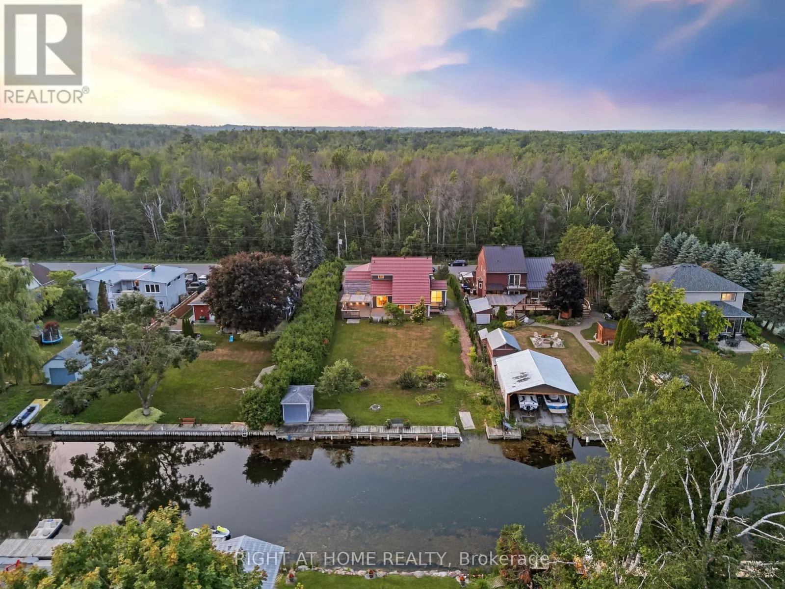 1415 CUNNINGHAM CRESCENT