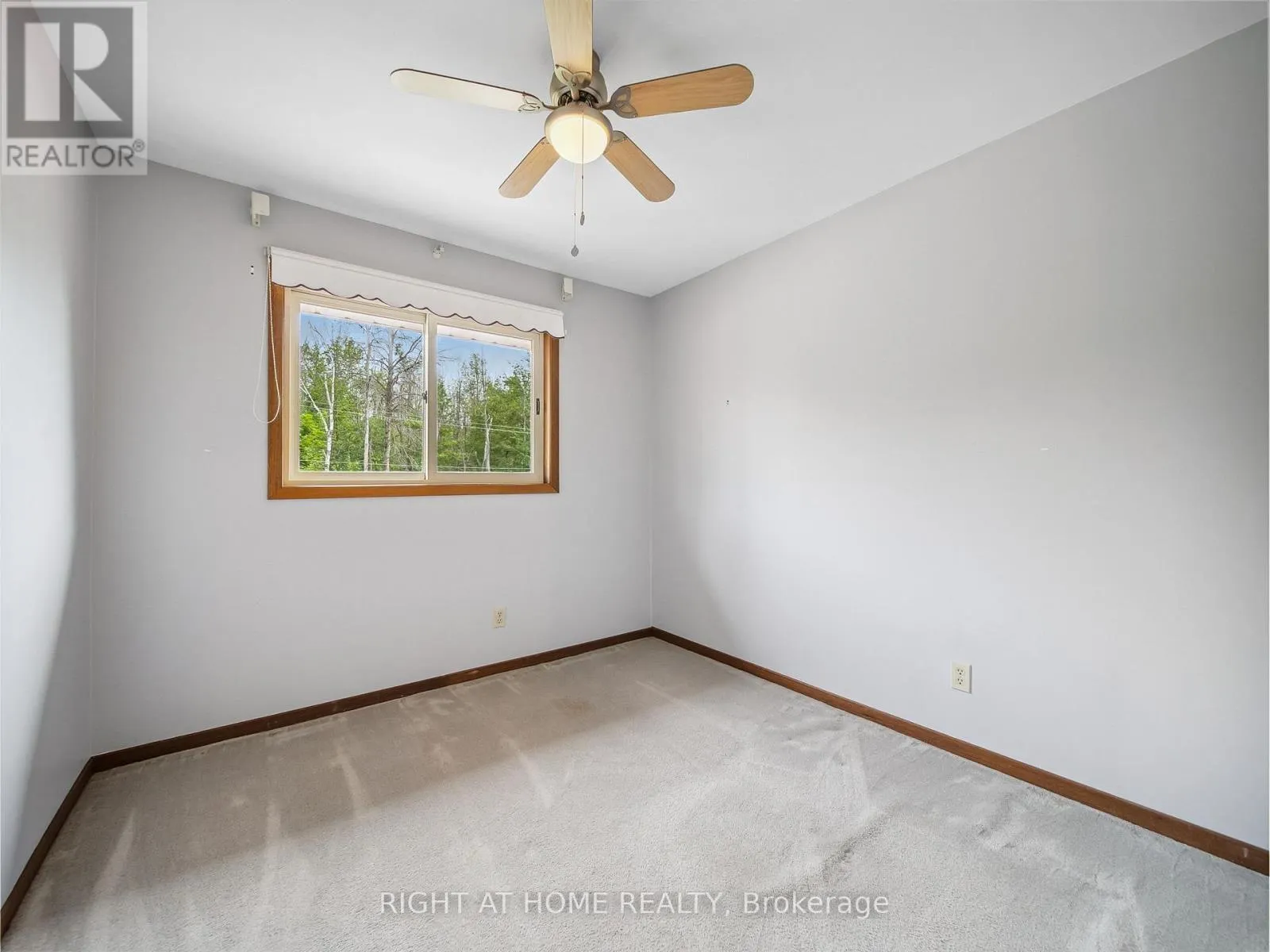 1415 CUNNINGHAM CRESCENT