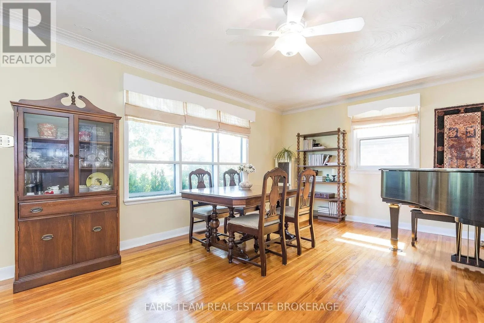 302 SUNNIDALE ROAD