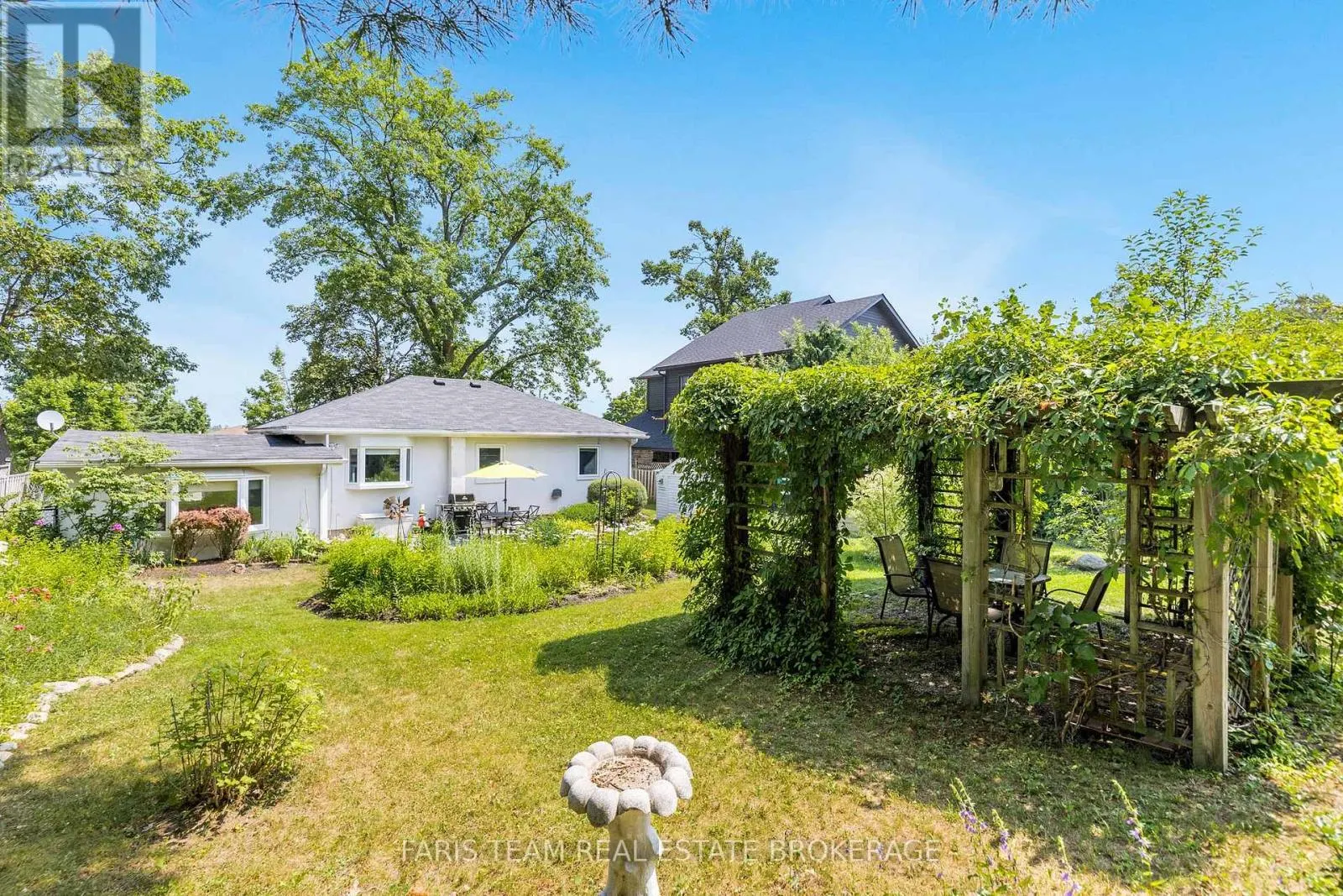 302 SUNNIDALE ROAD