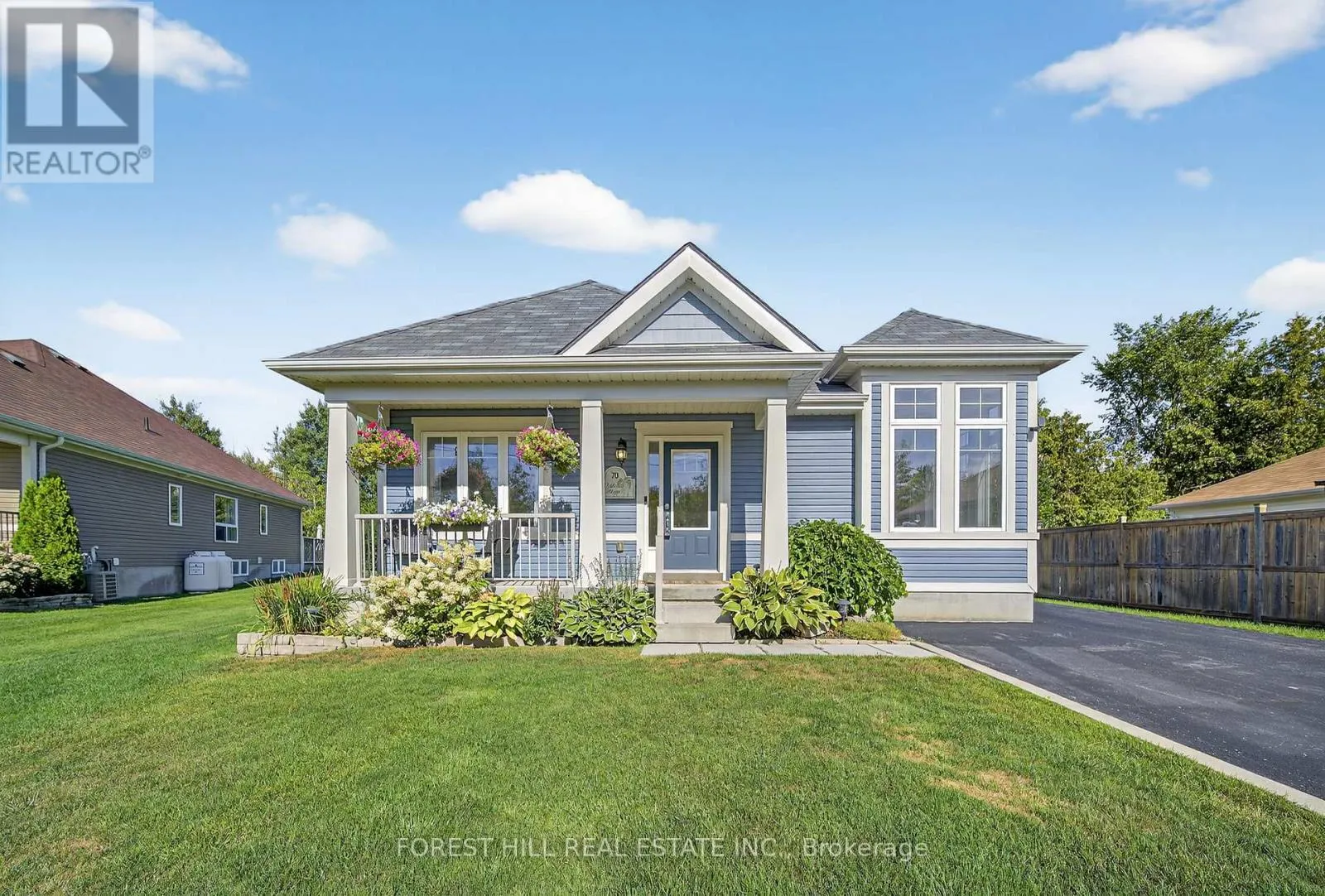 70 ROBERT STREET S