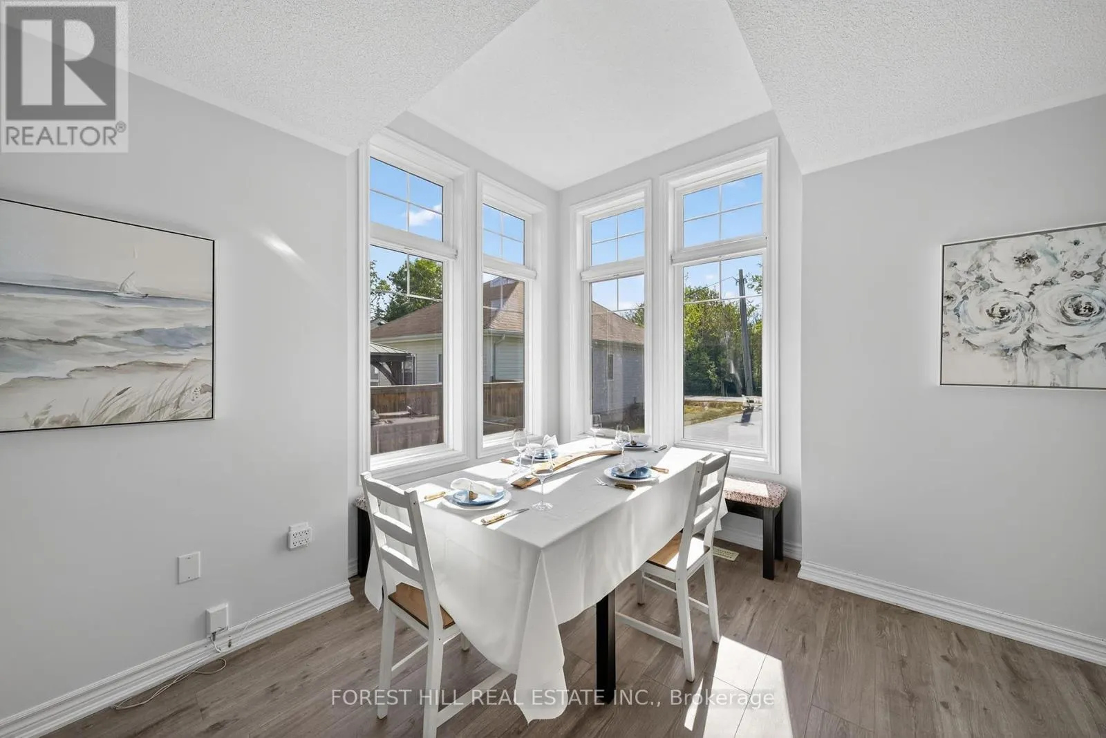 70 ROBERT STREET S