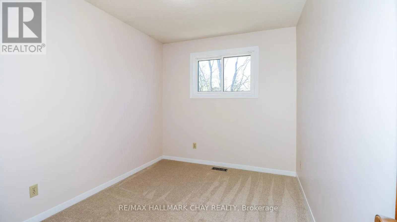 82 MELINDA CRESCENT
